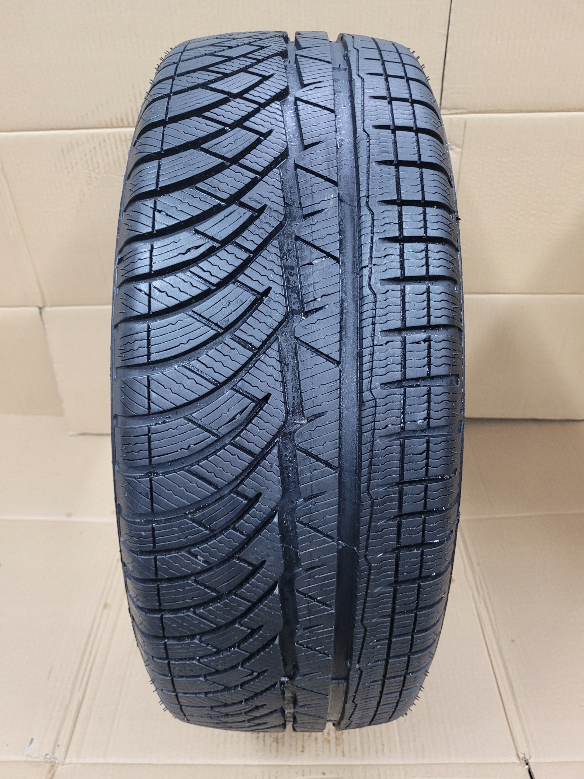 Michelin Pilot Alpin PA4 235/55R18 104 V 2023rok