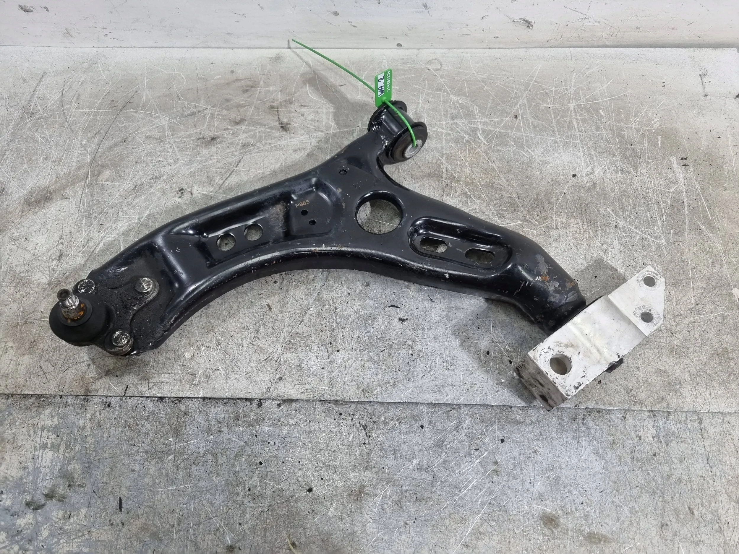 arm front left AUDI A3 8P GOLF VI LEON II OCTAVIA II