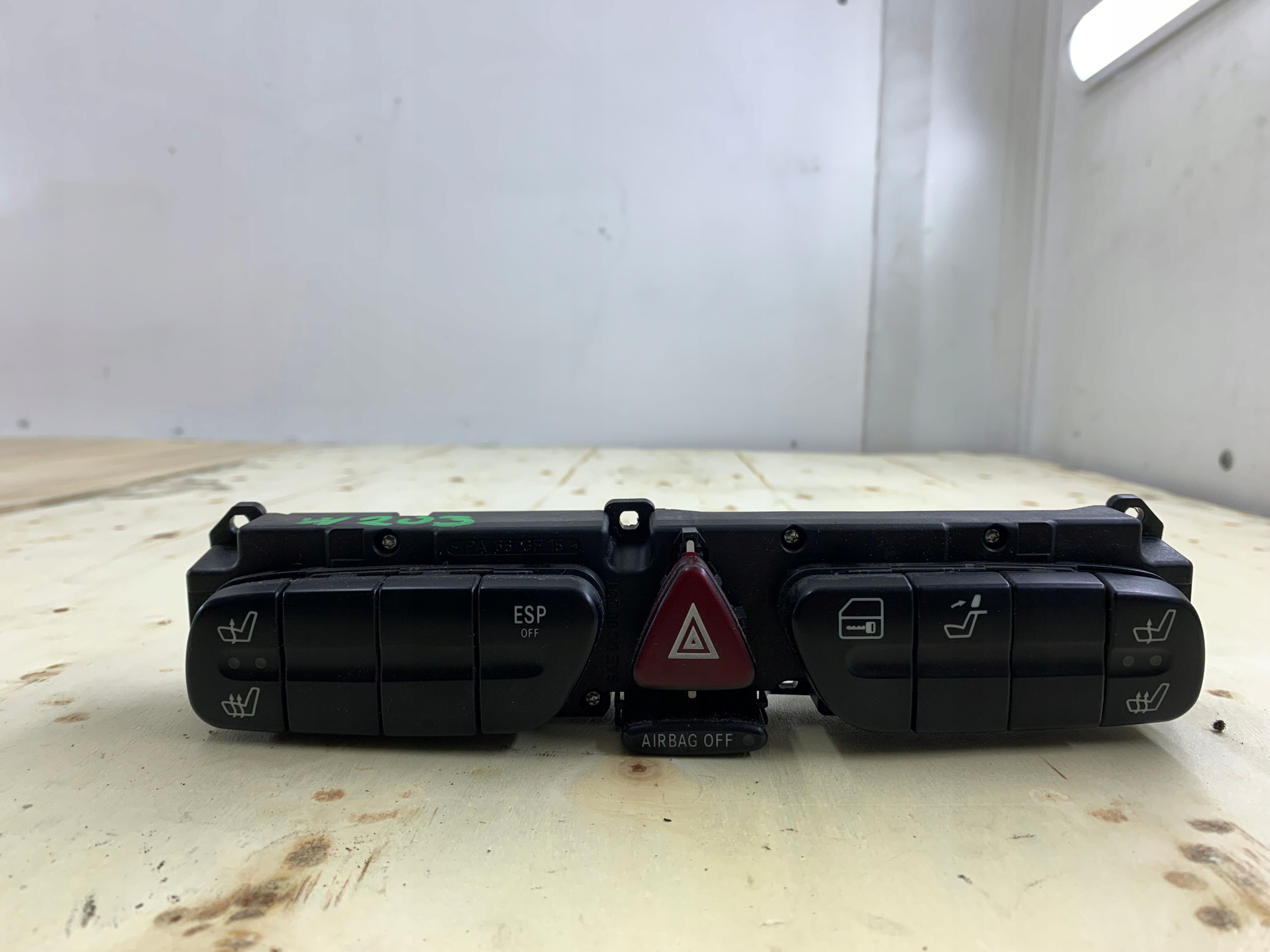 MERCEDES W203 schalter PANEL des warnblickschalters sitze PDC 2038208110
