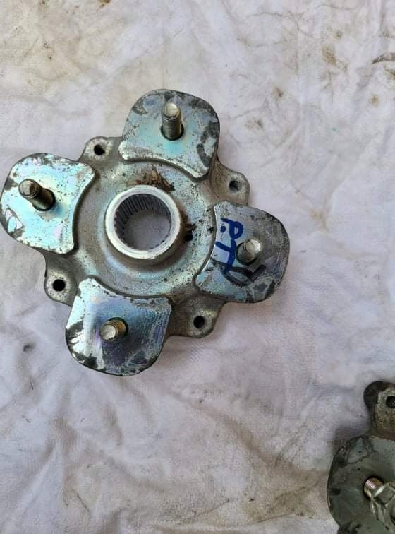 PIASTA PRAWA TYLNA YAMAHA GRIZZLY KODIAC