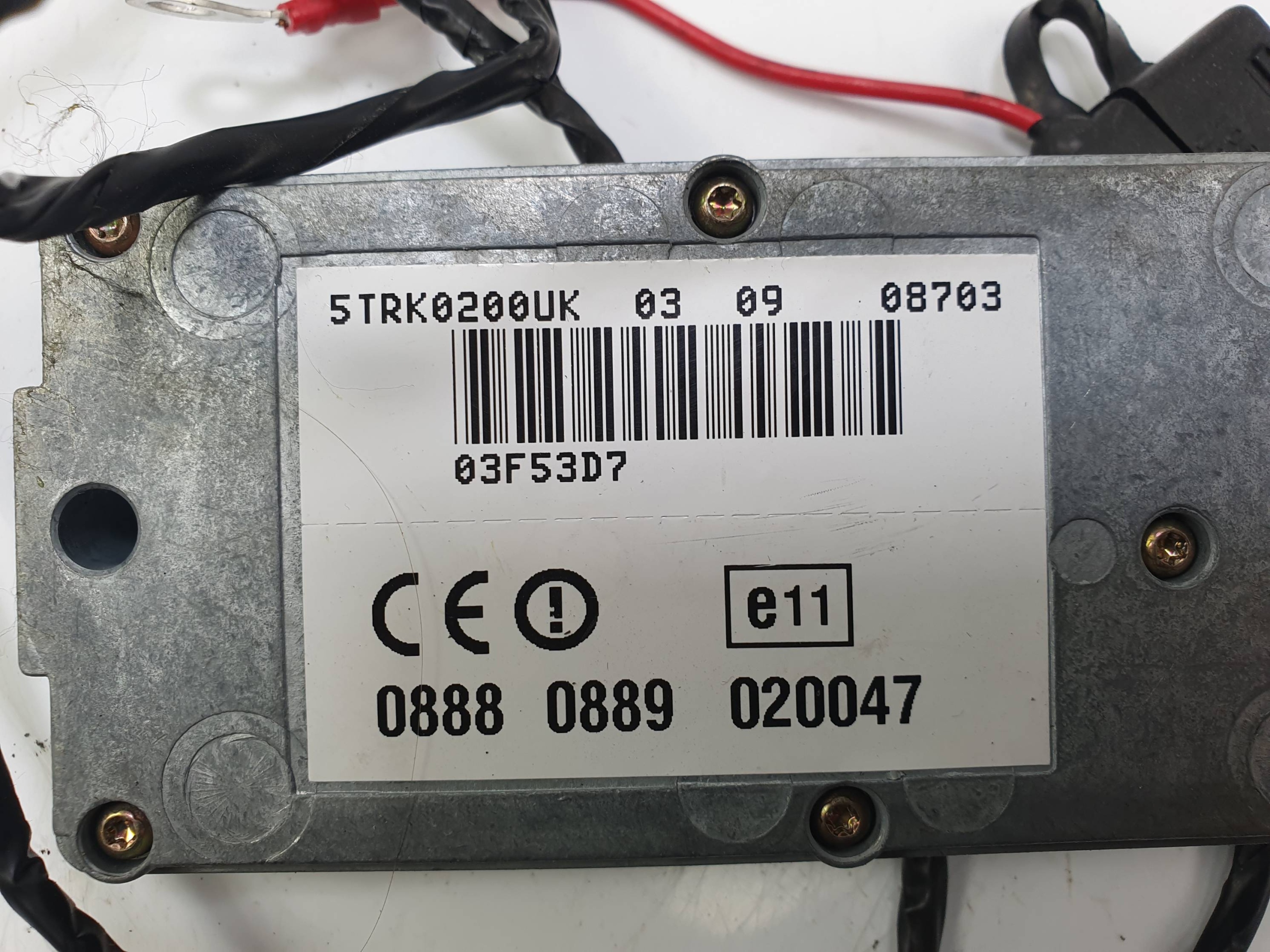 modulo NADAJNIK GPS 5TRK0200UK LAND ROVER RANGE ROVER VOGUE