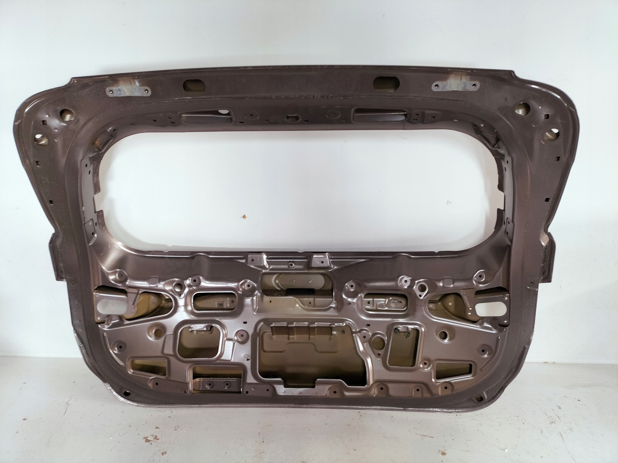 HECKKLAPPE HECK HYUNDAI SANTA FE 4 IV 18
