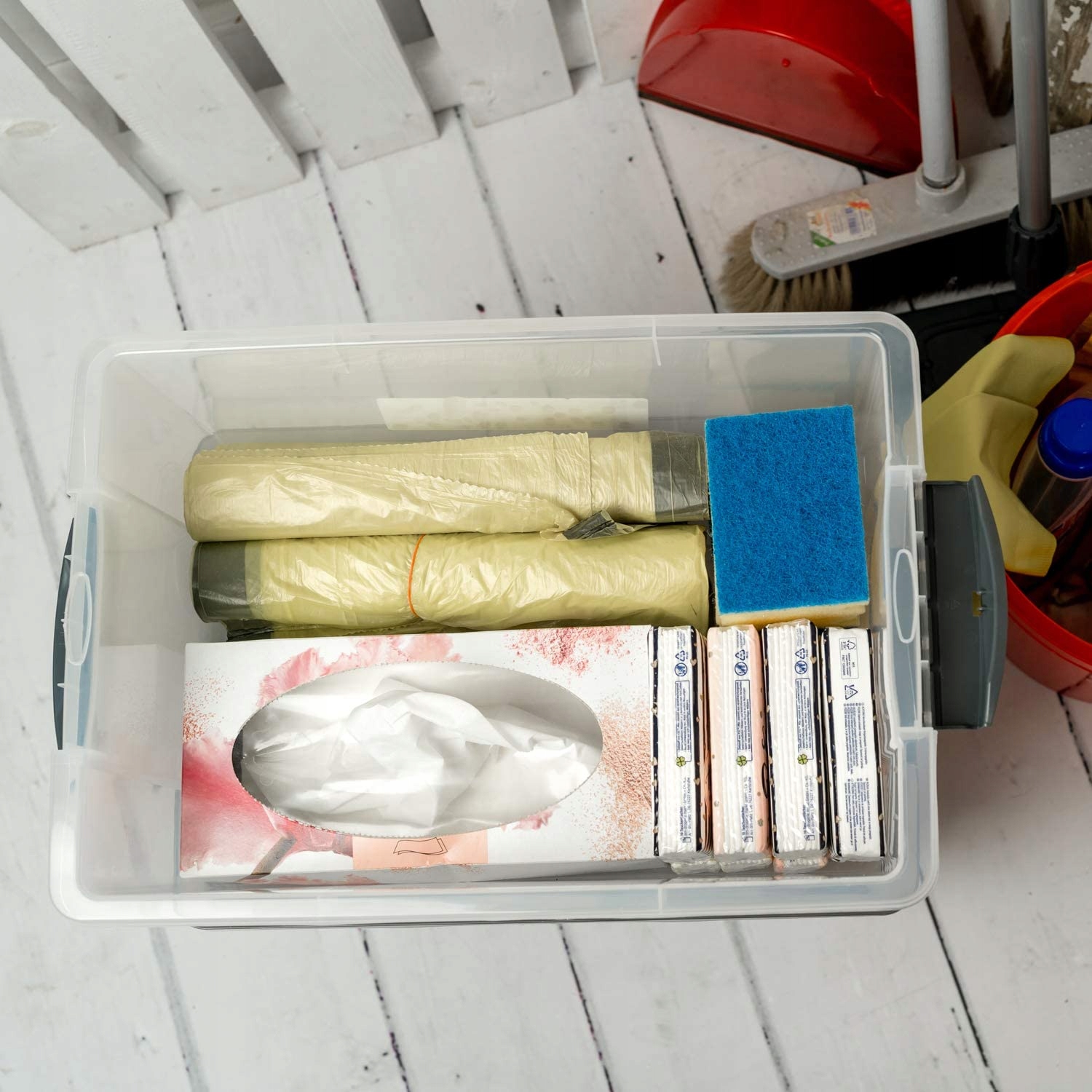 Pudełko na akcesoria Rotho COMPACT A4 13l Marka Rotho