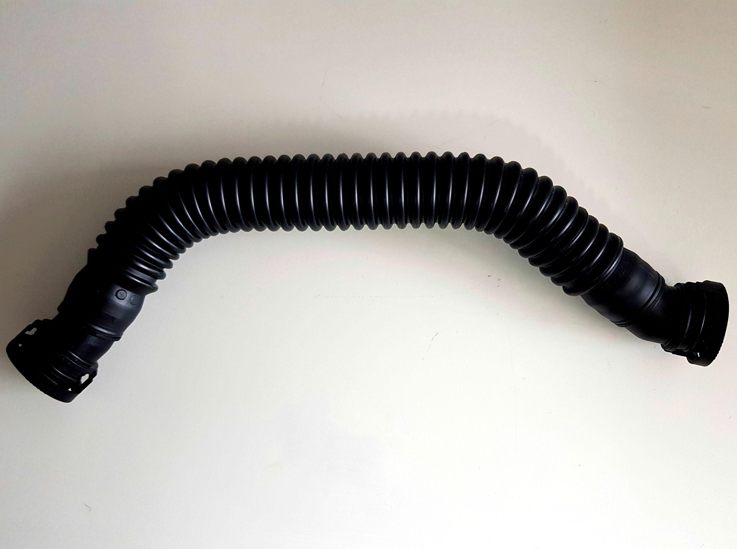 PRZEWOD SSACY SPREZARKI ACTROS MP4