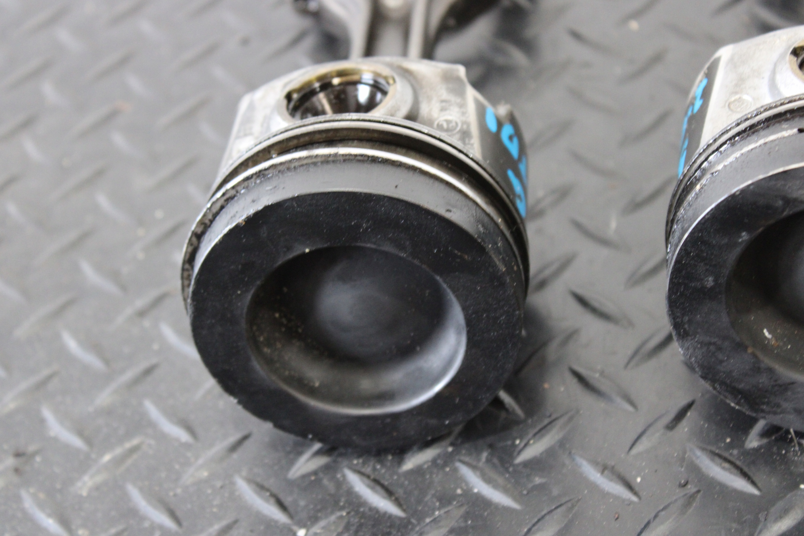 Pistons Bielles VW GOLF VII 5G0 5G CRB