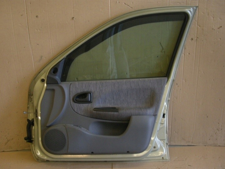 RENAULT MEGANE I DRZWI PRAWE PRZÓD Producent części Renault OE