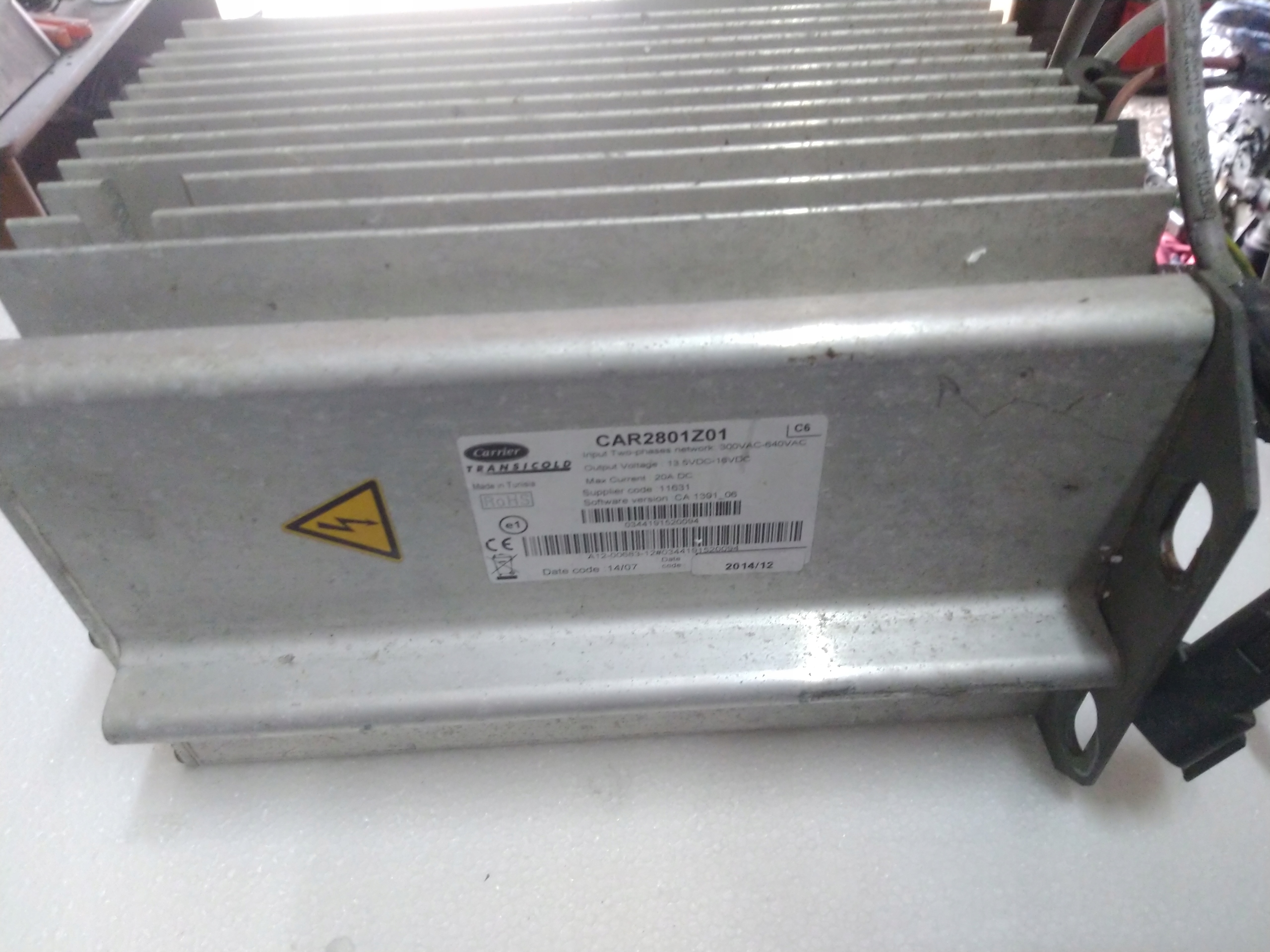 Carrier Vector выпрямитель / зарядное устройство