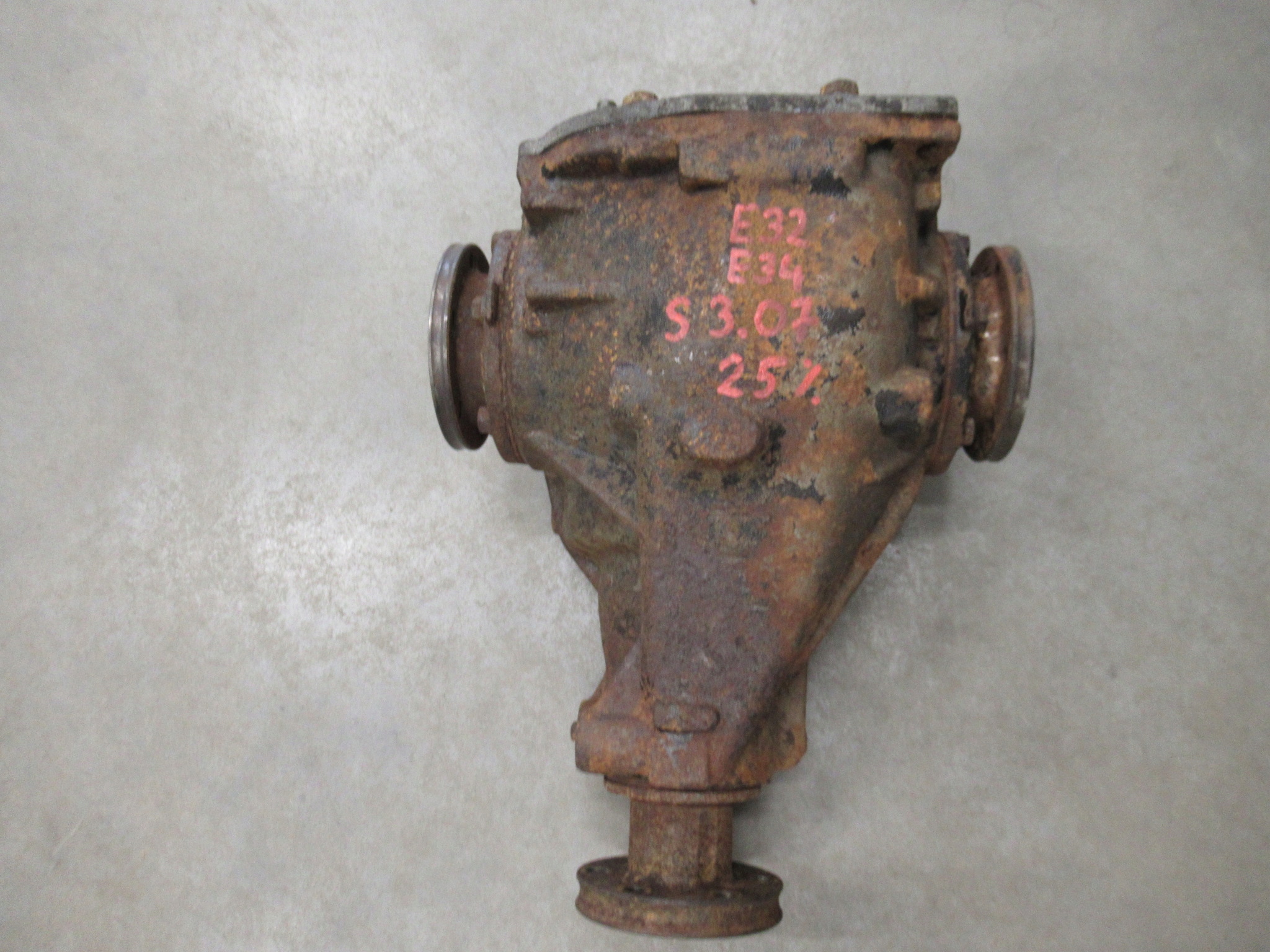 differential diff differential BMW e32 e34 SZPERA 25% 3.07 typ 188 duza glowa