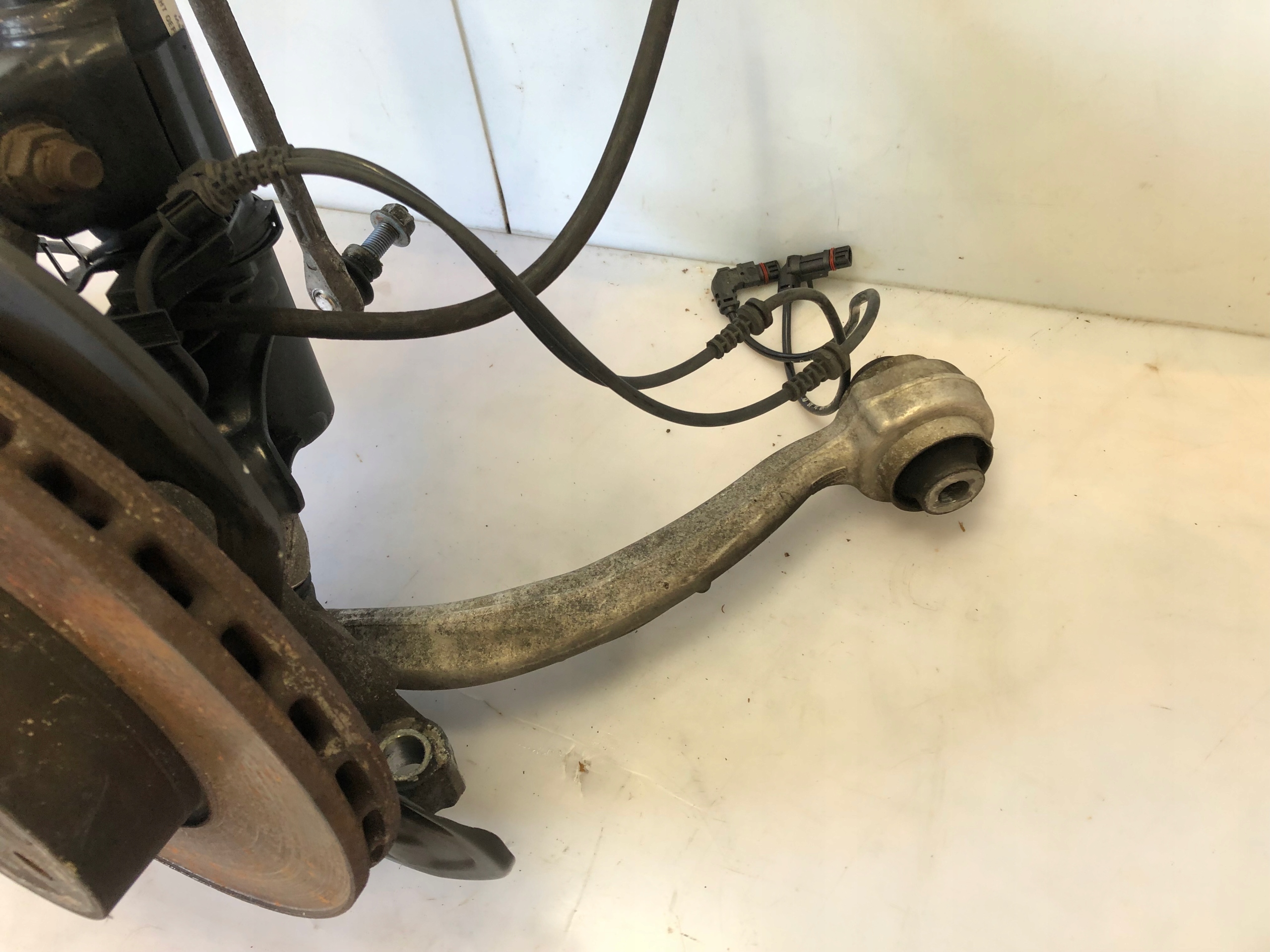 W204 2.2 CDI shock absorber swing right EU KPL