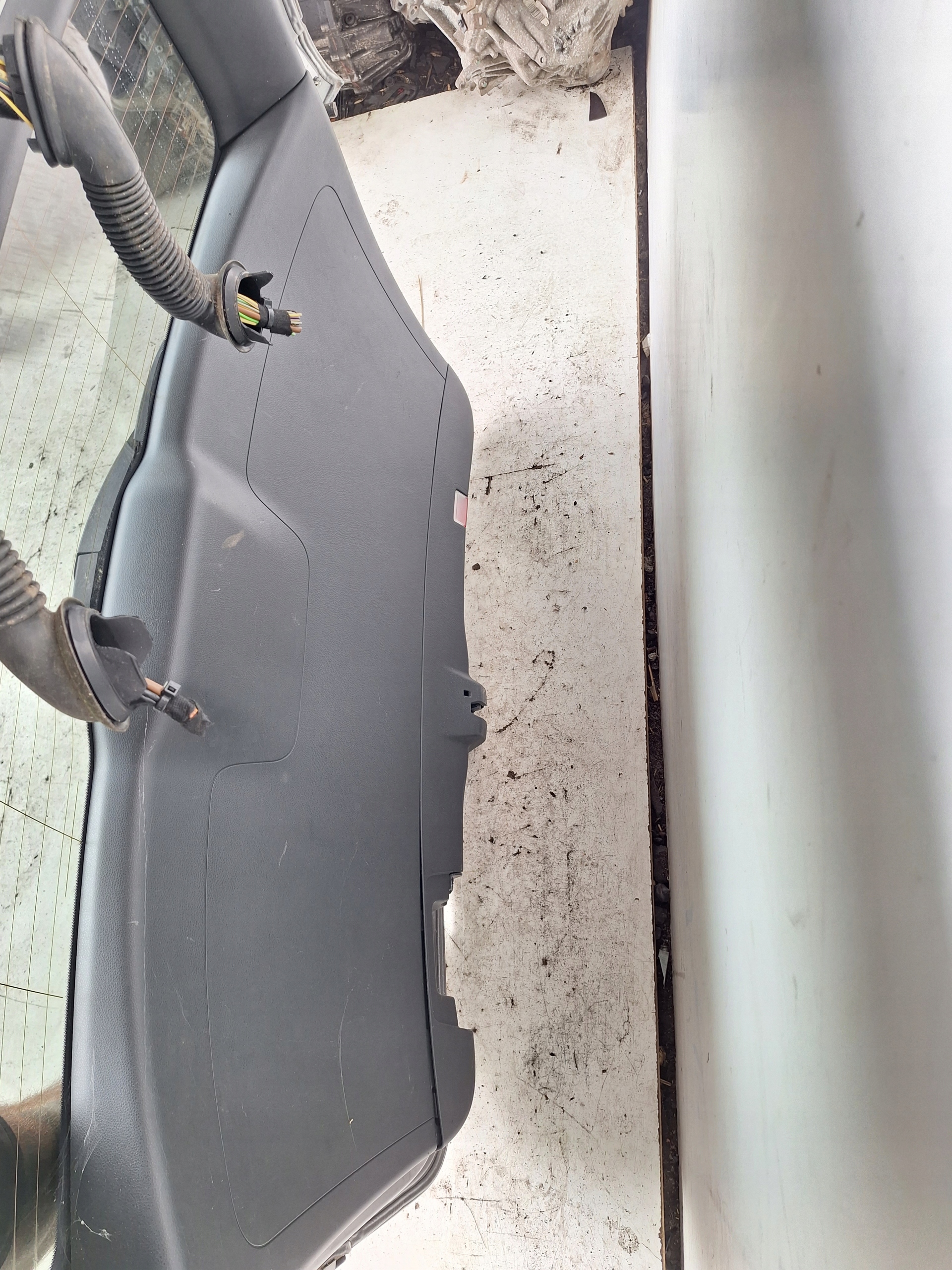 MERCEDES B-KLASA W246 12-15 boot door