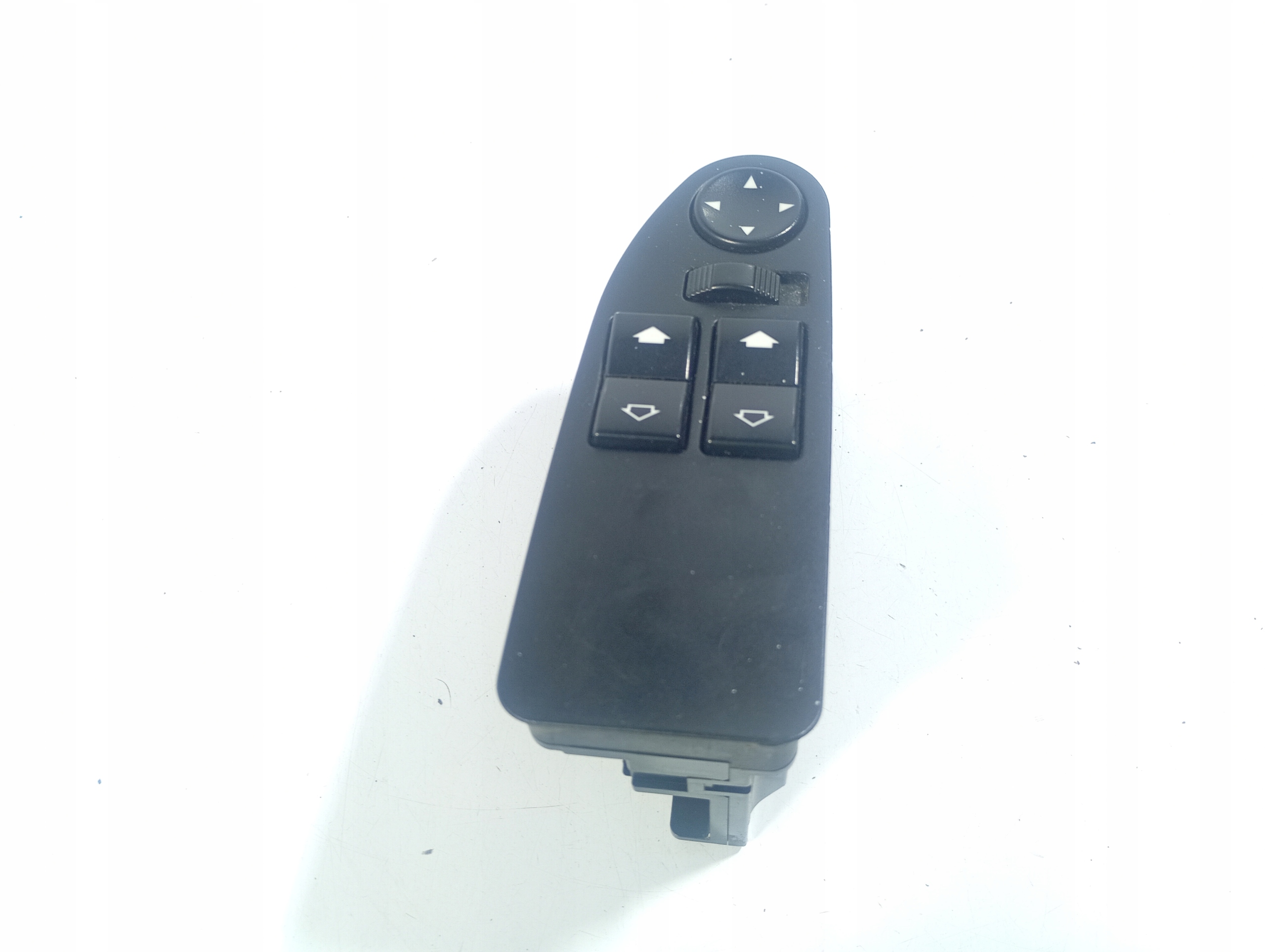 BMW 5 E39 95-00 switch switch PANEL windows left OE 8368988