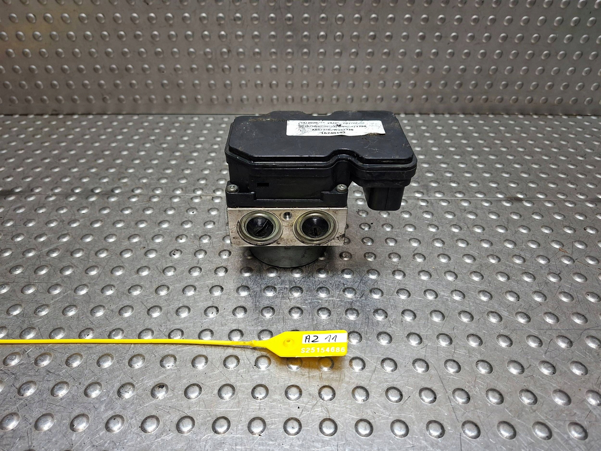 pump control unit ABS TOYOTA COROLLA E21 18- 44510-12600 89541-12E30