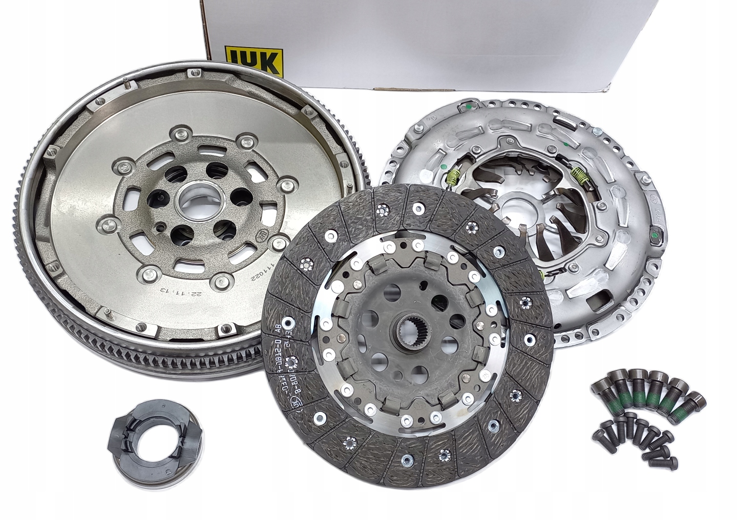 600 0199 - СЦЕПЛЕНИЕ + КОЛЕСО GOLF VI PASSAT TOURAN OCTAVIA LEON