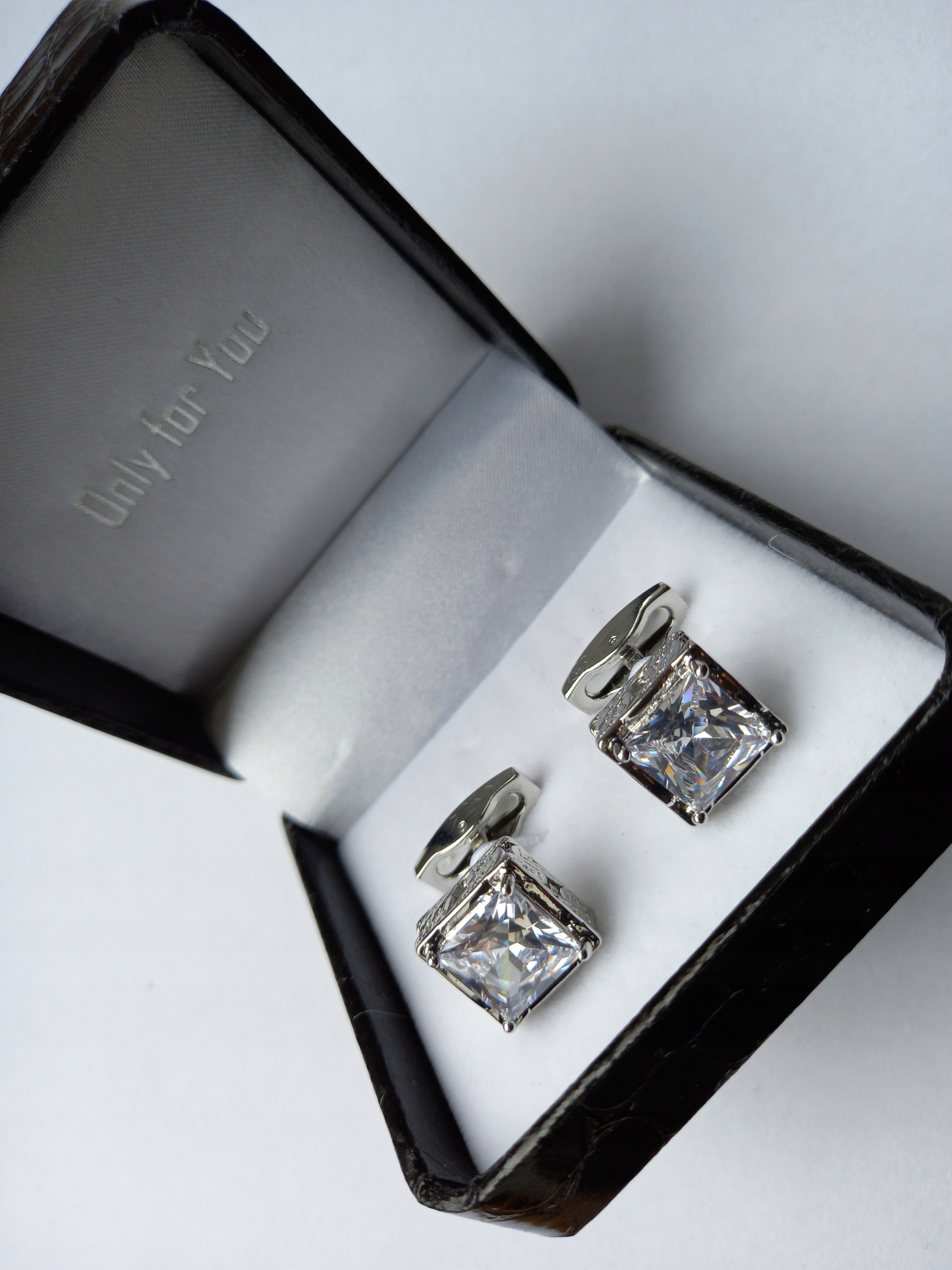 Stříbrné klasické manžetové knoflíčky na košili