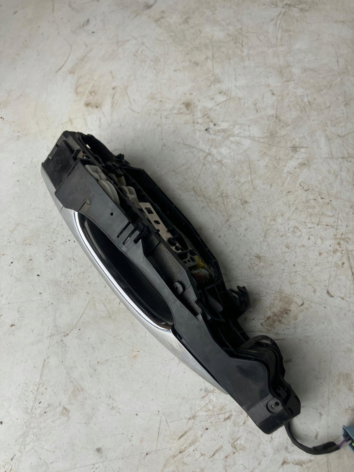 handle right front CITROEN C4 PICASSO II KEYLESS CHROM #24