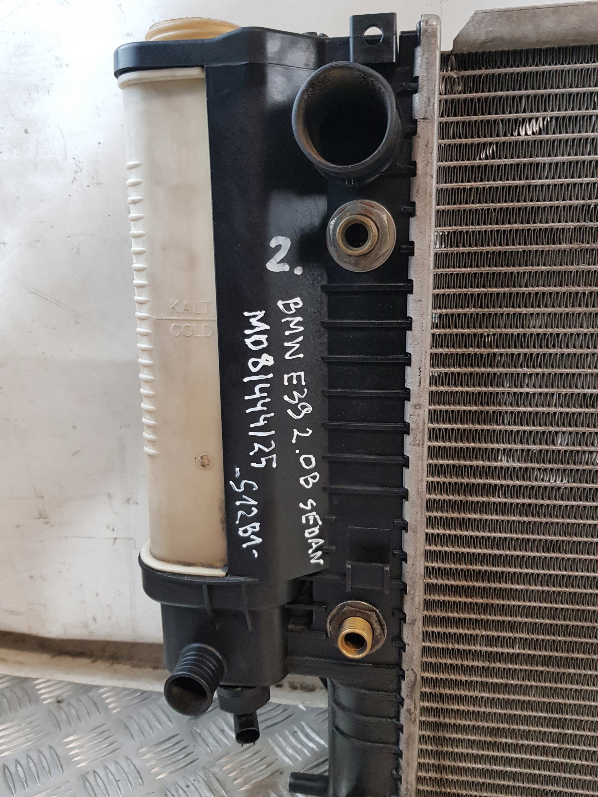 water cooler BMW E39 2.0B sedan 98R