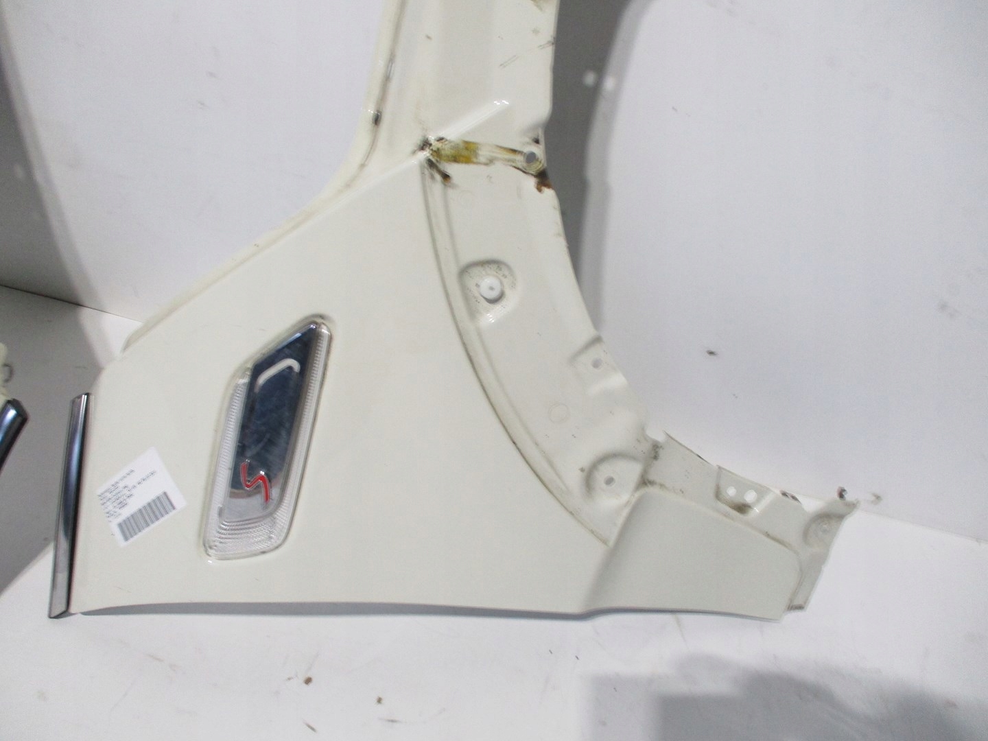 Błotnik MINI F54 S 850 PEPPER WHITE PRAWY Numer katalogowy części XX