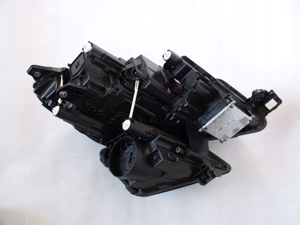 Skoda Kodiaq Reflektor left light left Full Led 566 Hella 566941015E