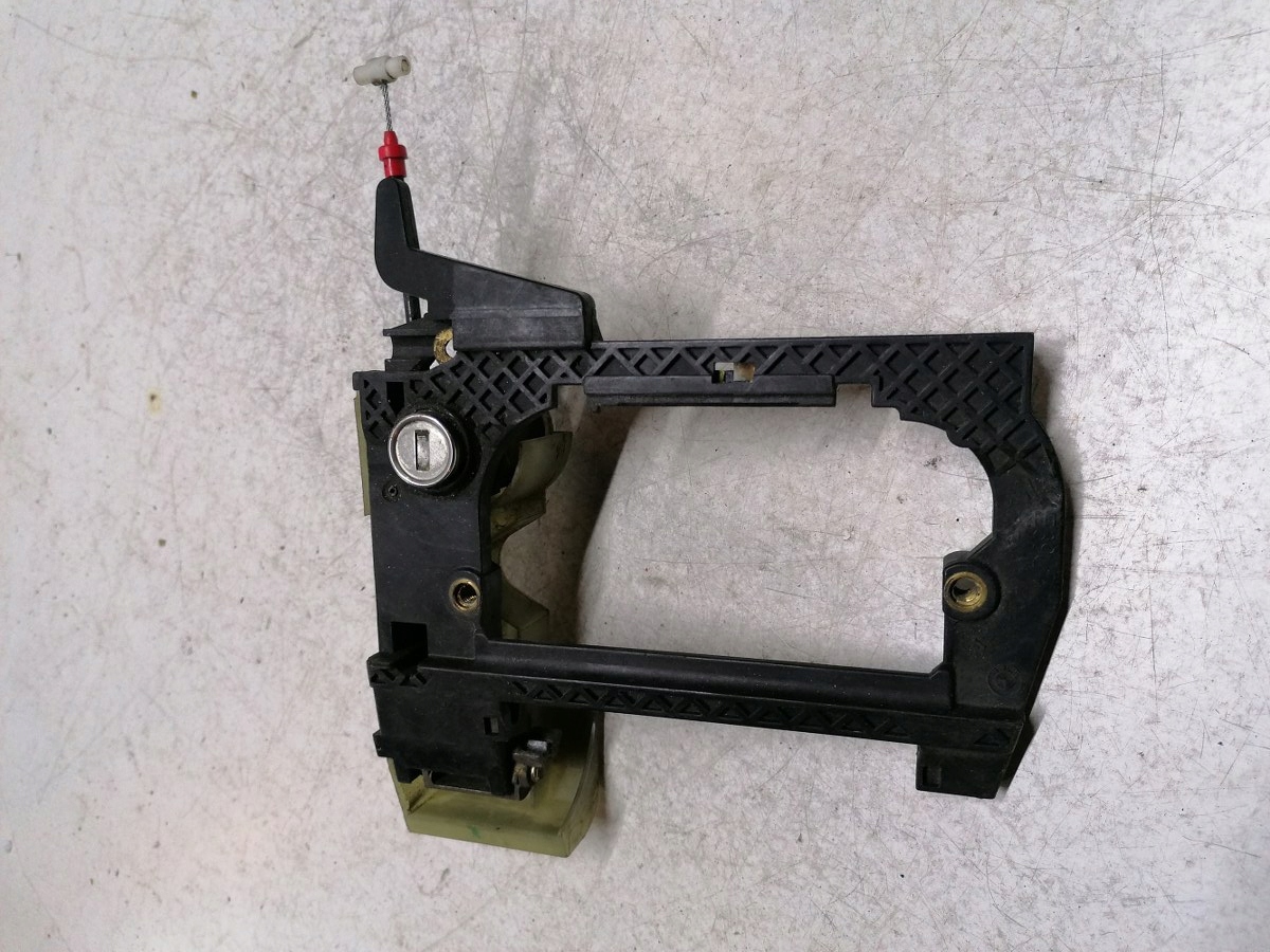 WKŁADKA ZAMKA DRZWI PRZÓD LEWA BMW E39