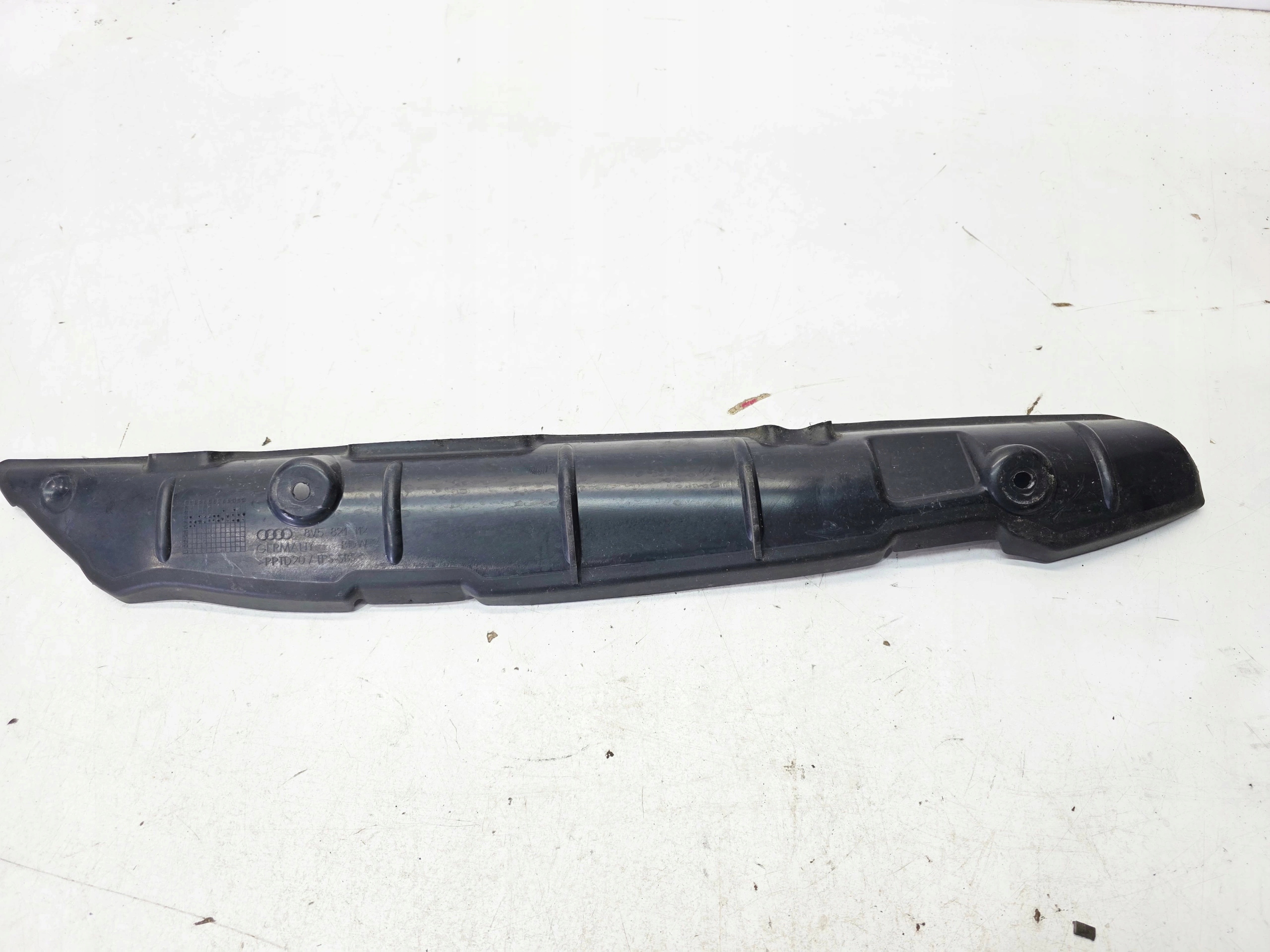 Insonorisation Aile Droit AUDI A3 8V Berline 8V5821112