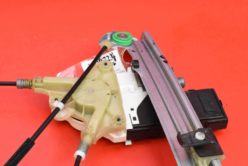 window regulator right front EU 807210010R RENAULT LATITUDE 1 and sedan 10-14