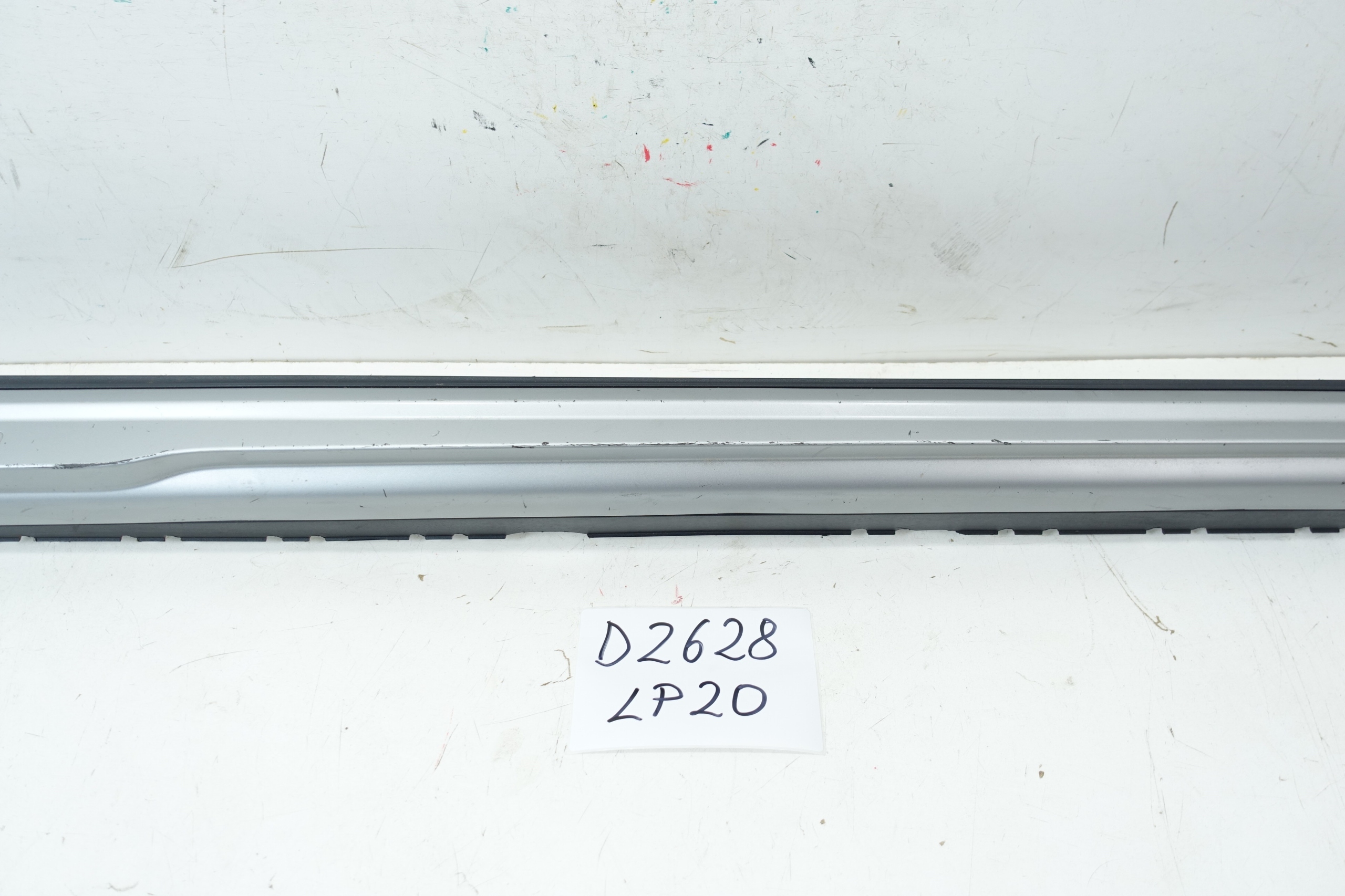 moulding cap threshold right AUDI A4 B9 LIFT KOMB