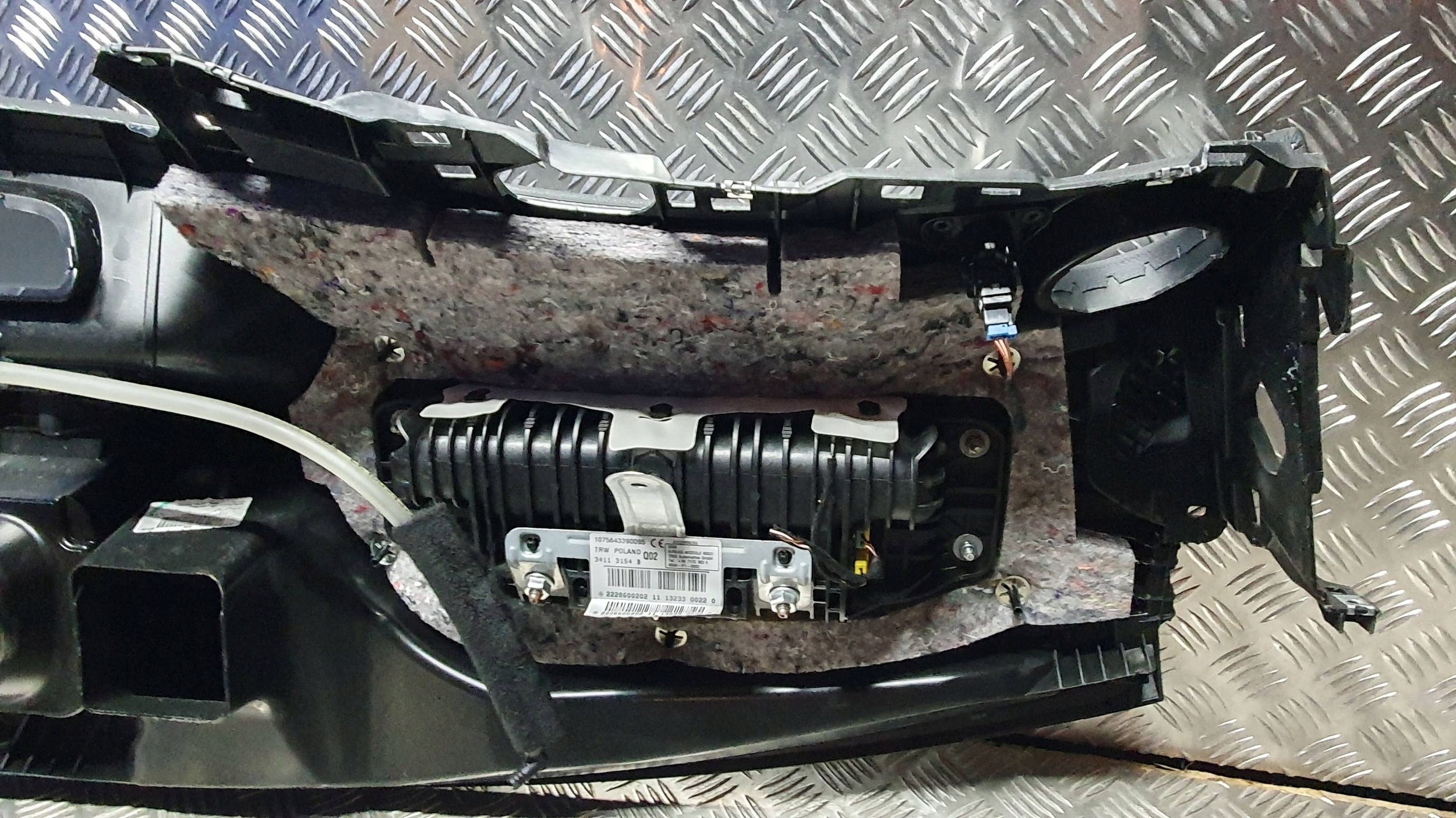 dashboard instrument panel cockpit console MERCEDES S-KLASA W222 13- A2226800287