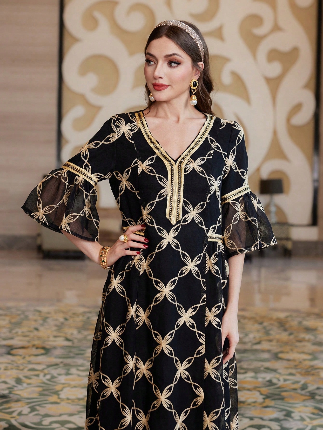 Šaty Boho Černé Maxi S Výstřihem Do V Večerní Vyšívané Shein XL