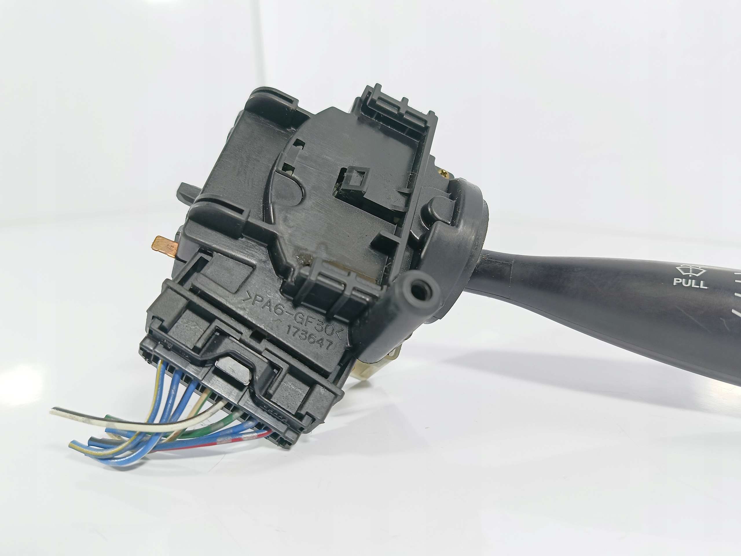 Toyota Yaris 1 99-05 DEVIO TERGICRISTALLO TERGI OE 173647