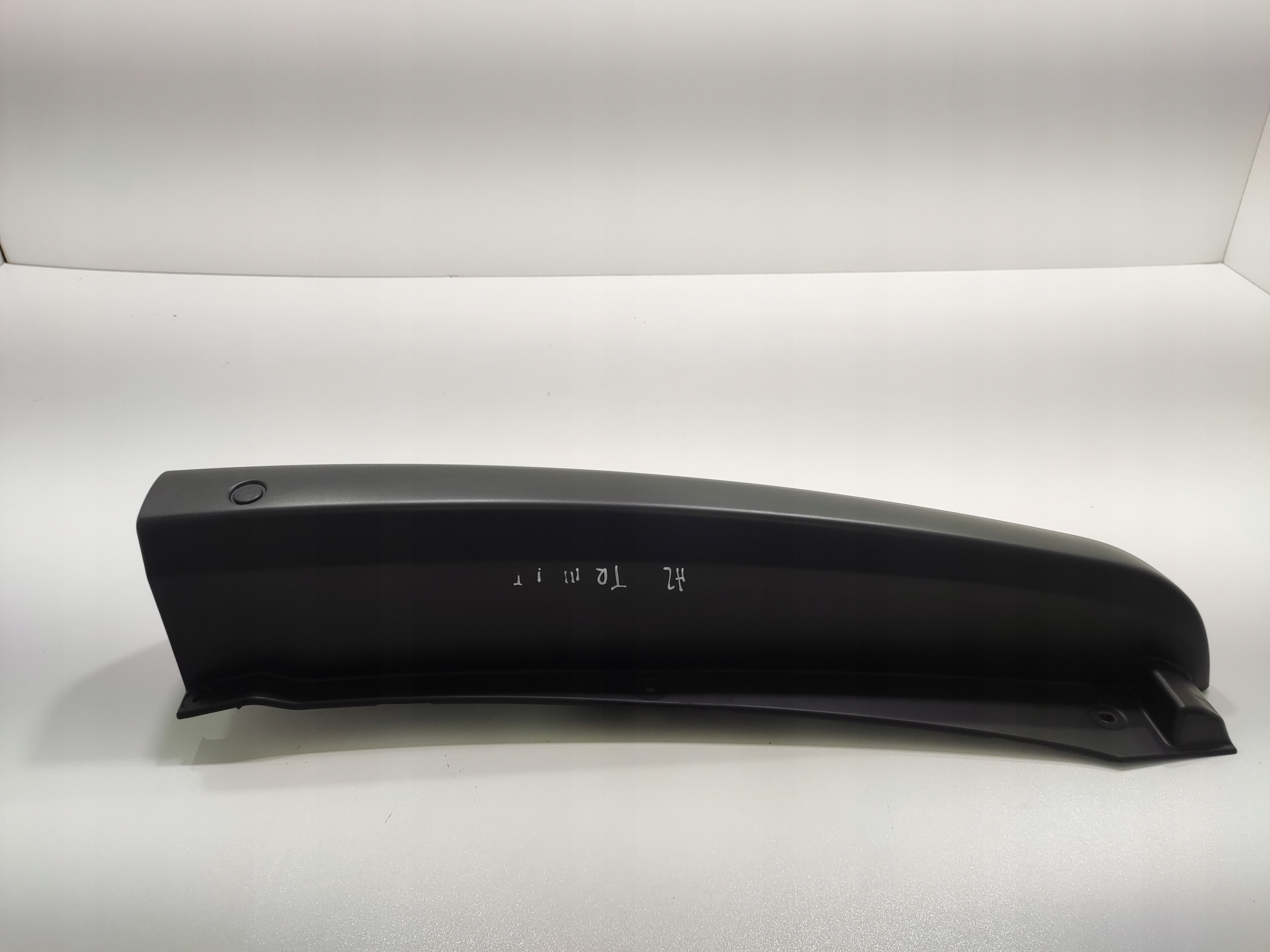 moulding corner upper left rear part TRAFIC III VIVARO B H2 2014-2019 903903359R