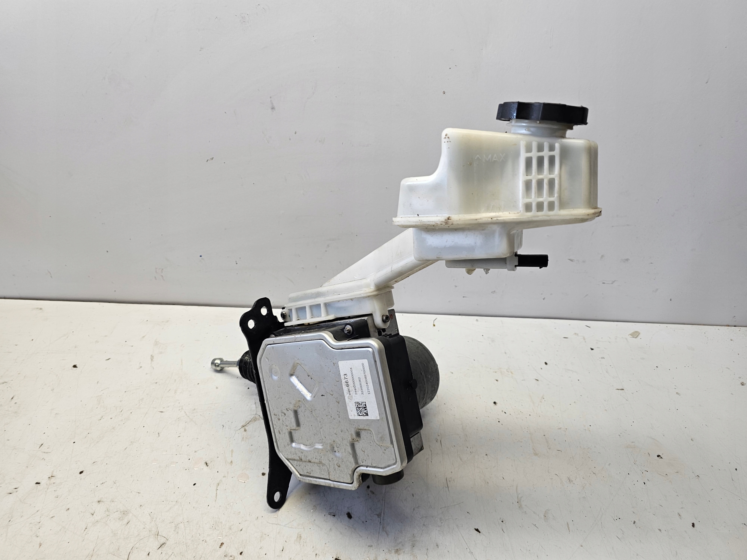 OPEL INSIGNIA B LIFT pump servo control unit ABS 84916673