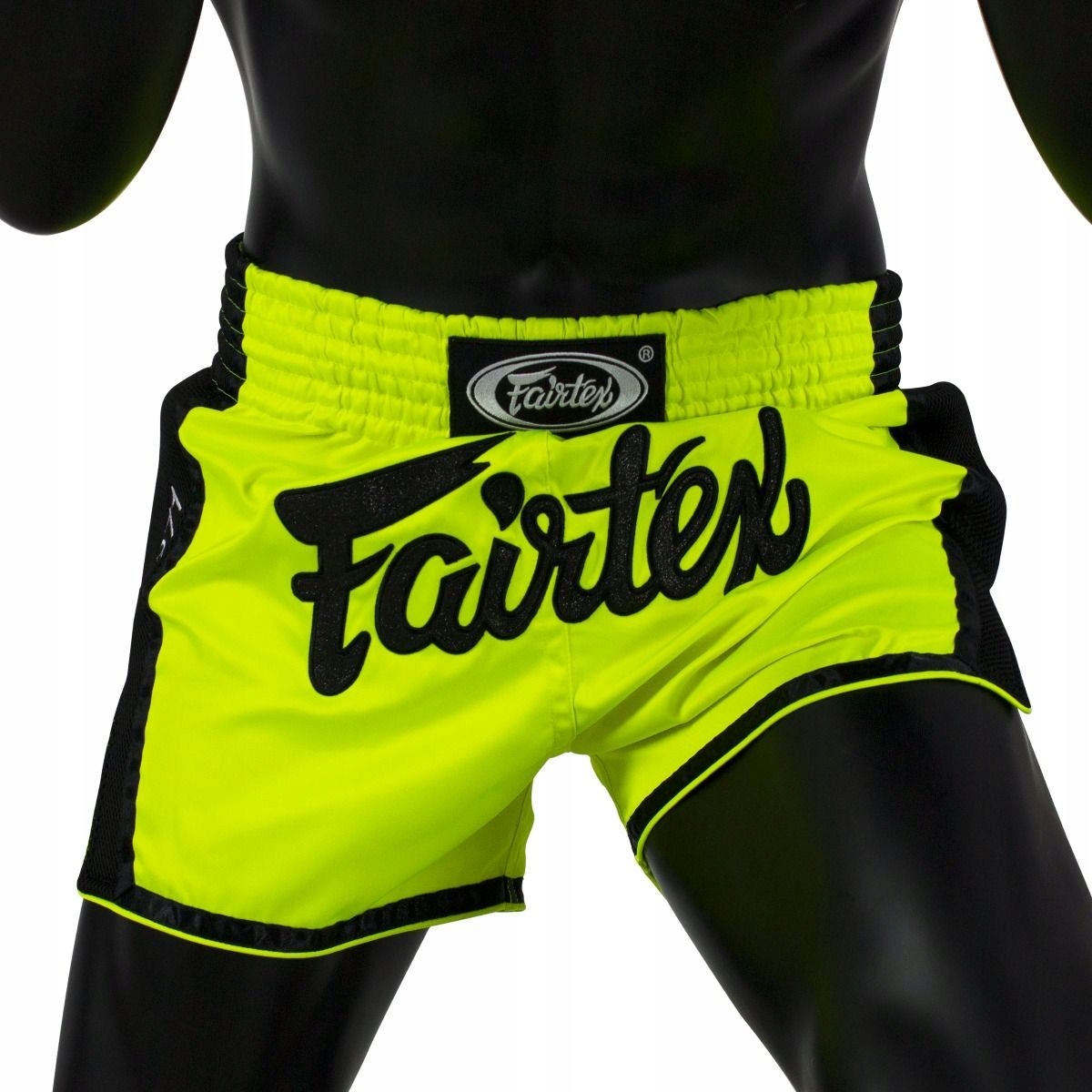 Fairtex Spodenki Muay Thai BS1706 L