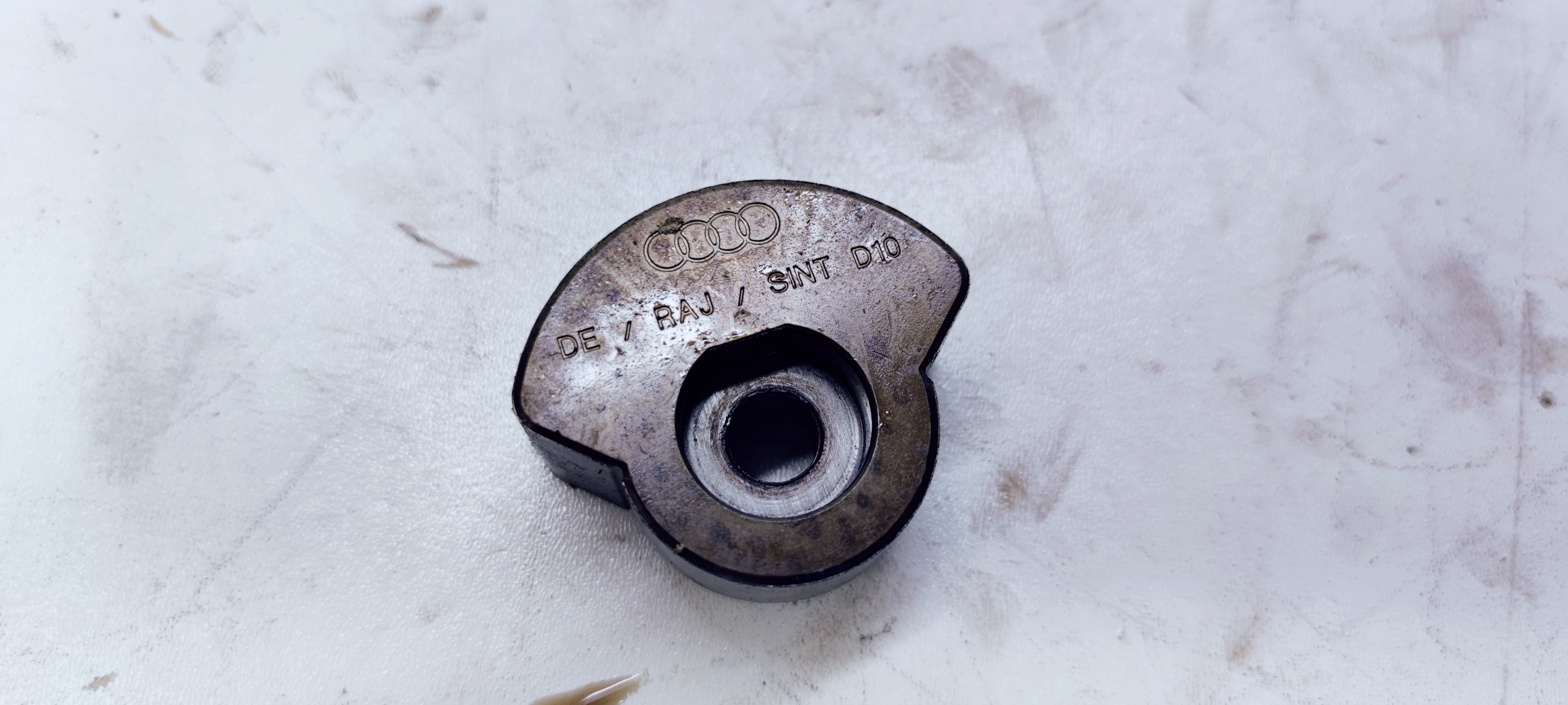 KOLKO BALANSUJACE AUDI A6 C6 2.4 BDW 06E103332C