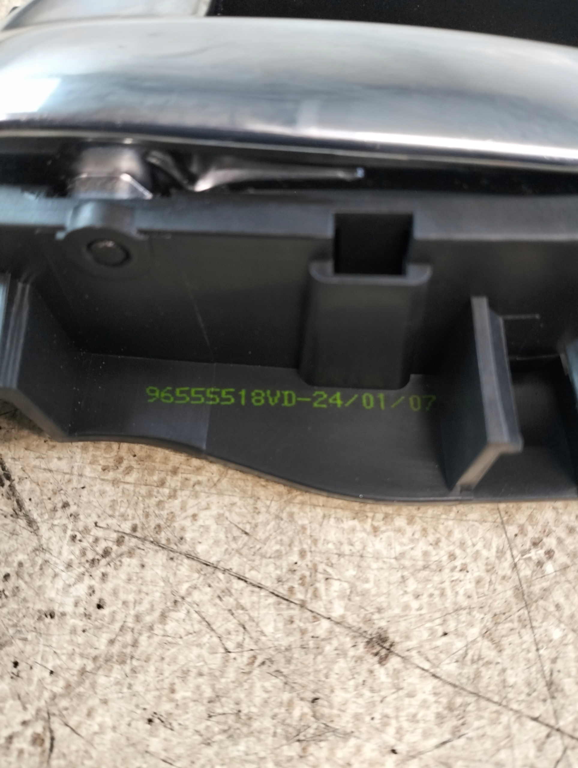 handle inner left rear part Peugeot 207 OE 96555518VD