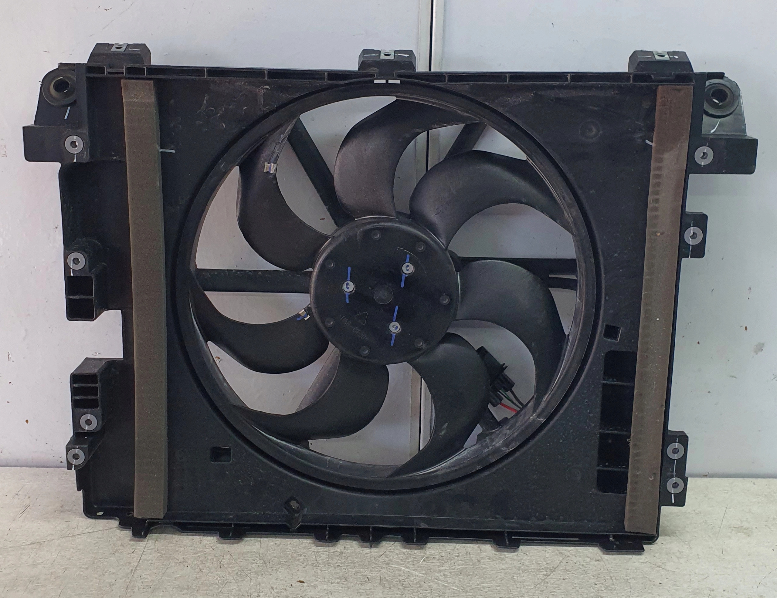 XPENG P7 G9 ventilátor chladiče obal originál 0062M1820400002