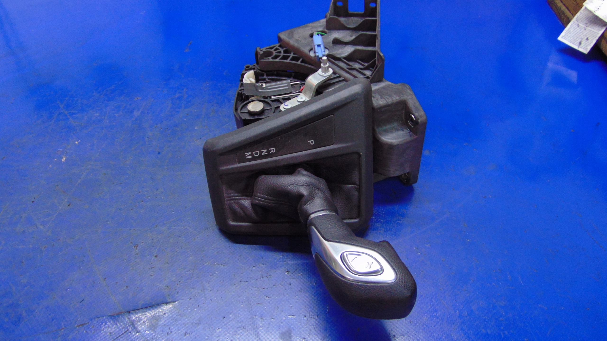 trim changes of the gear 2.0TDCI FORD TRANSIT MK8 12-20 year