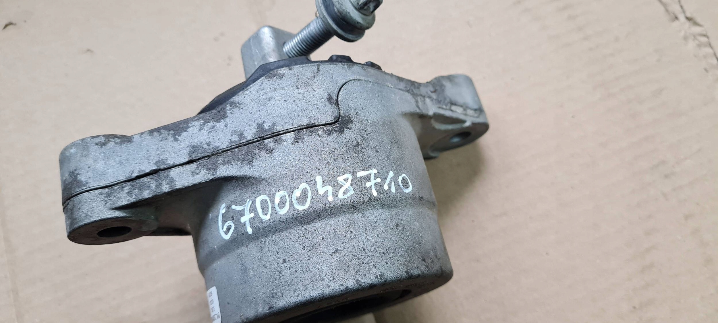 Maserati Quattroporte VI engine mount right 3.8 V8 6700048740
