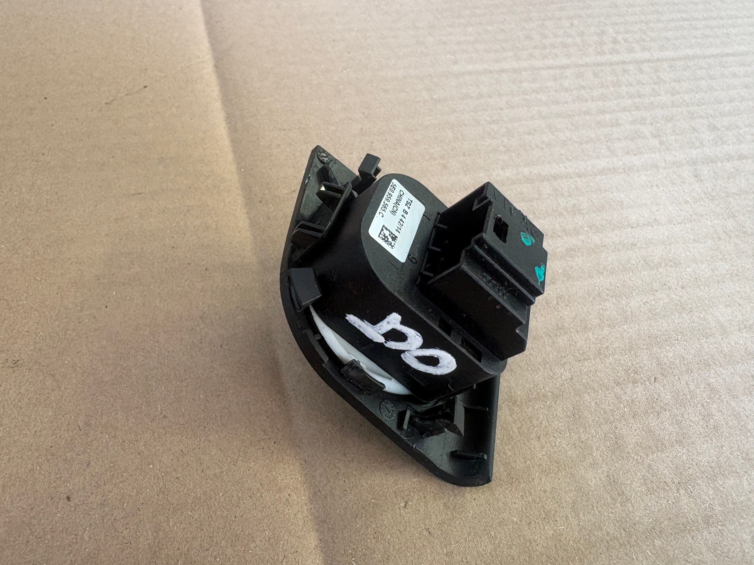 SKODA OCTAVIA III PANEL mirror control switch 5E0959565C