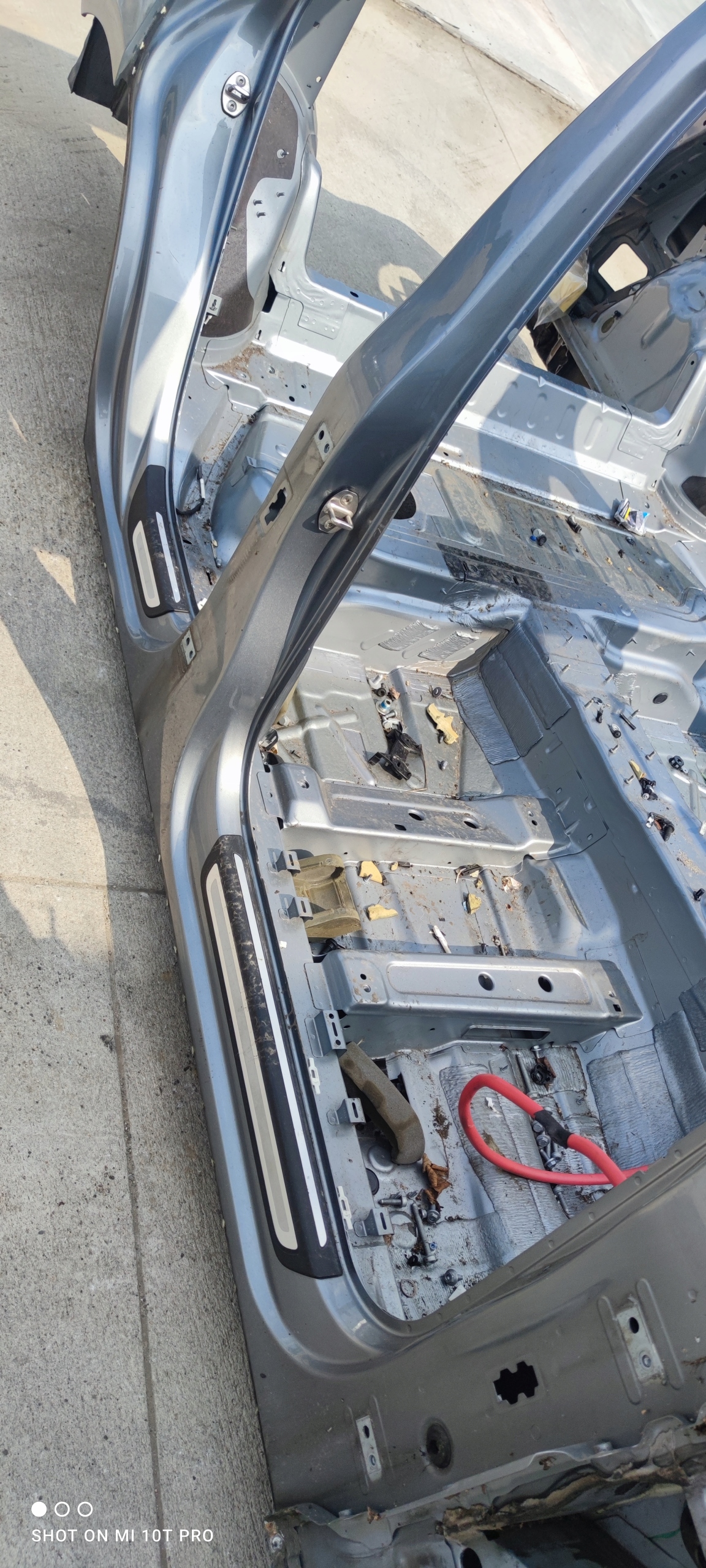 quarter threshold BOK right side AUDI Q5 8R LY7G