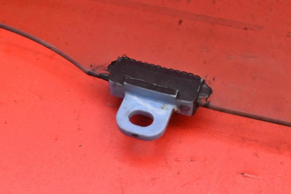 window side right front front TOYOTA PRIUS 3 III XW30 09-11