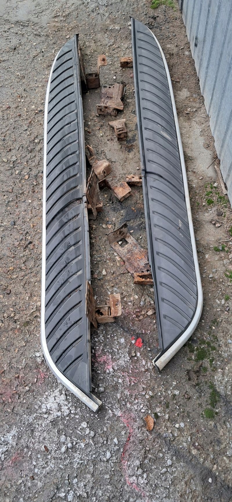 Progi ozdobne Land rover freelander II Producent bez marki