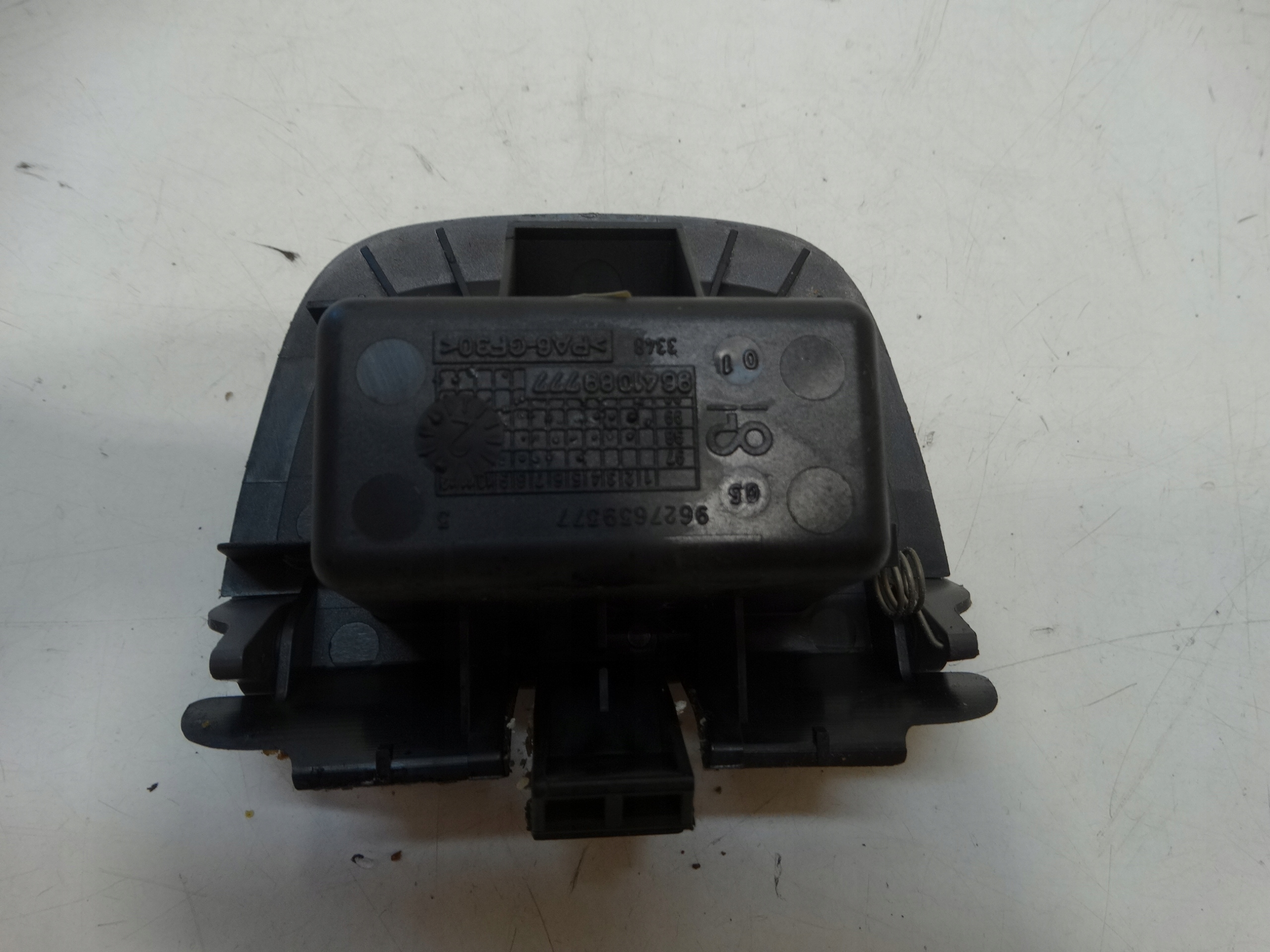 passenger compartment ashtray PEUGEOT 206 9627659577