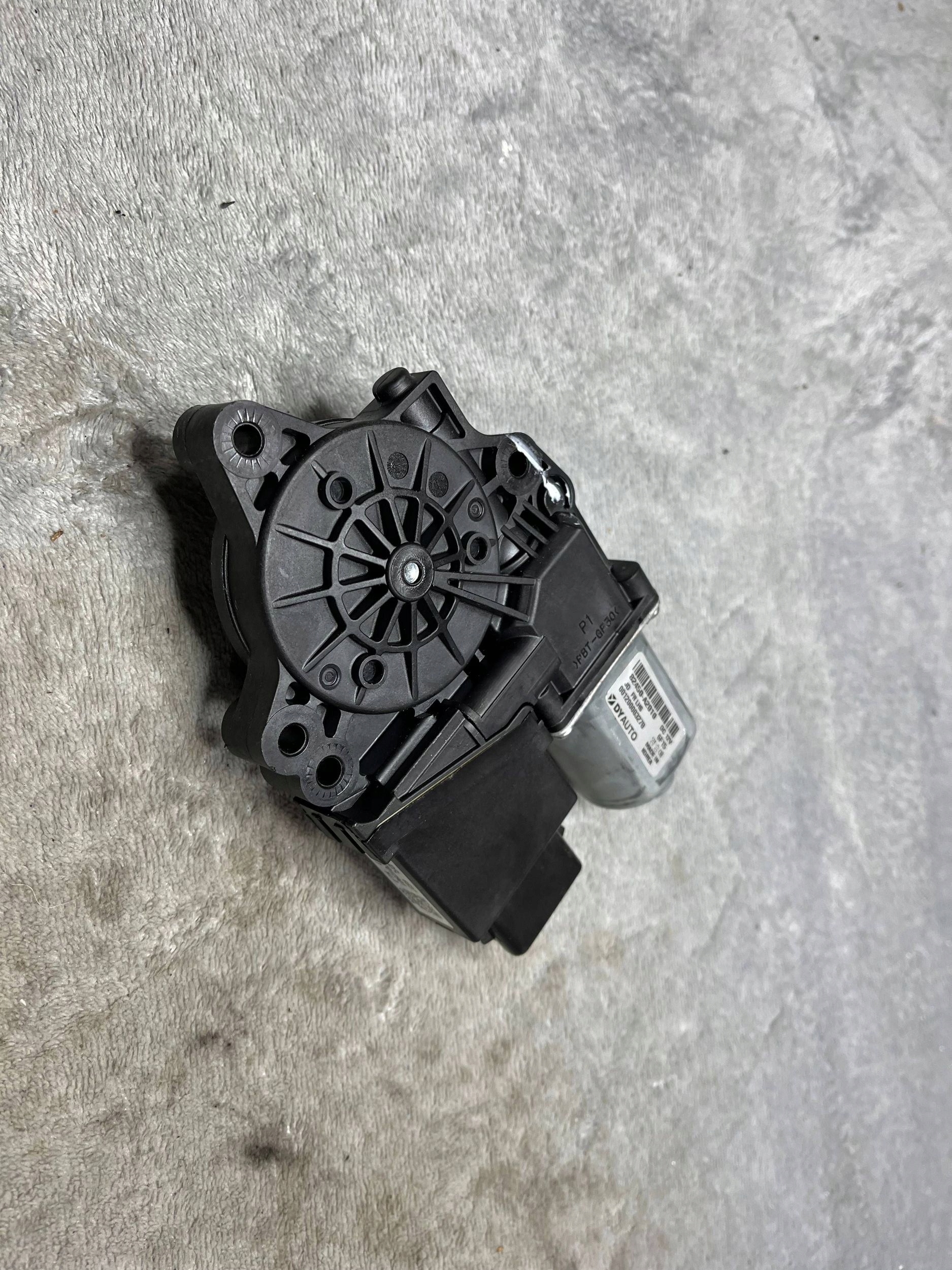 mini motor windows left front KIA CEED 2 II 5D HATCHBACK 12- 82450-A2010 !J