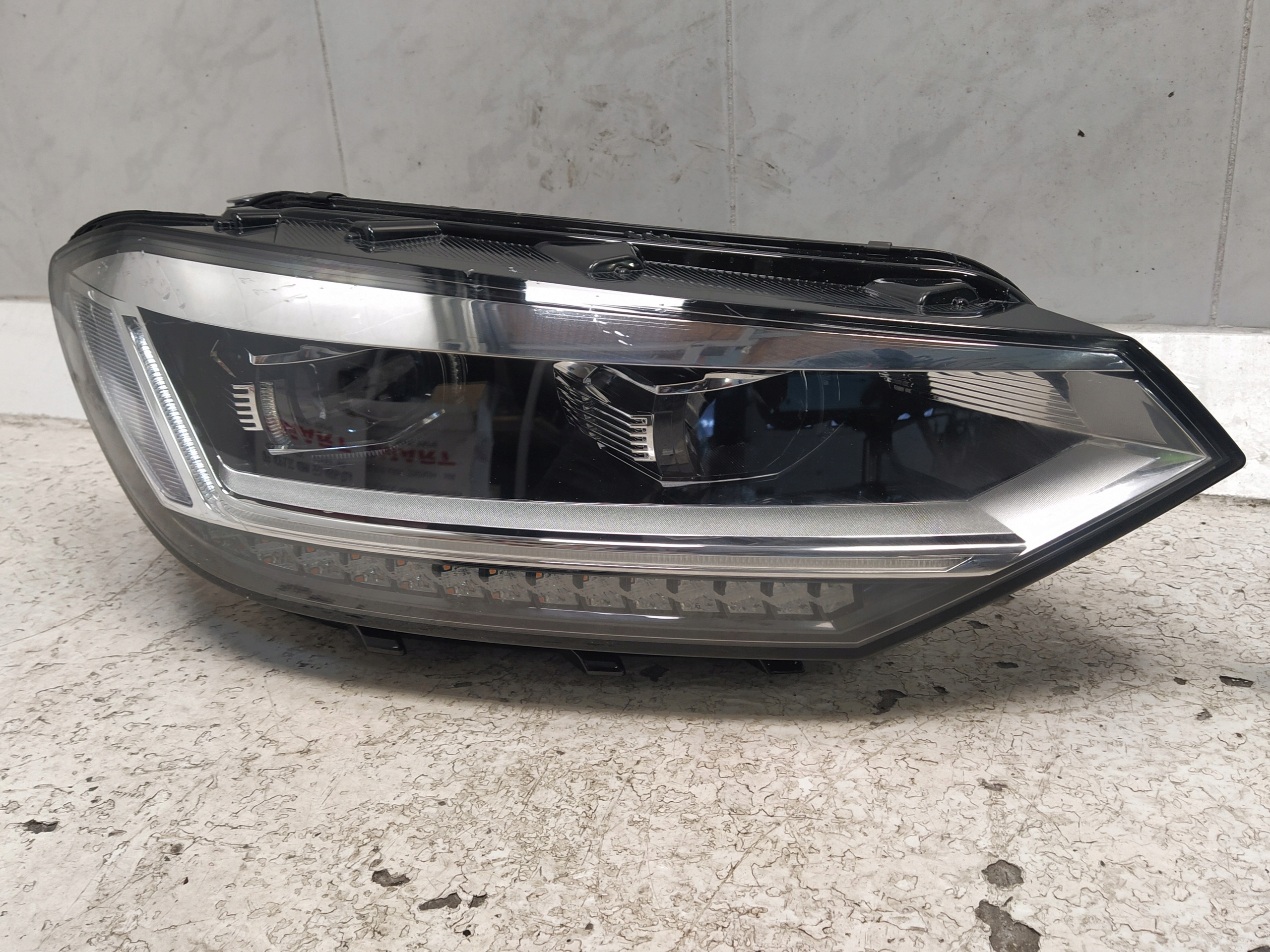 VW TOURAN 5TB lights light REFLEKTOR front FULL LED right left KOMPLET