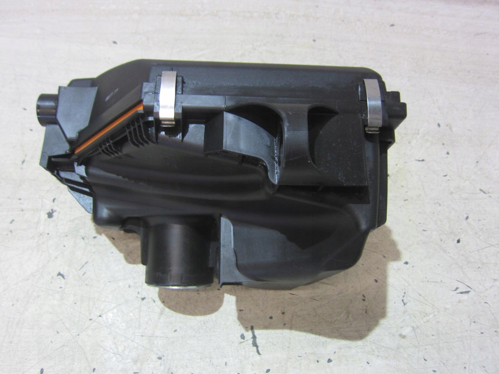 BMW X3 F25 2.8 N52 Gehäuse FILTER luft 7601871