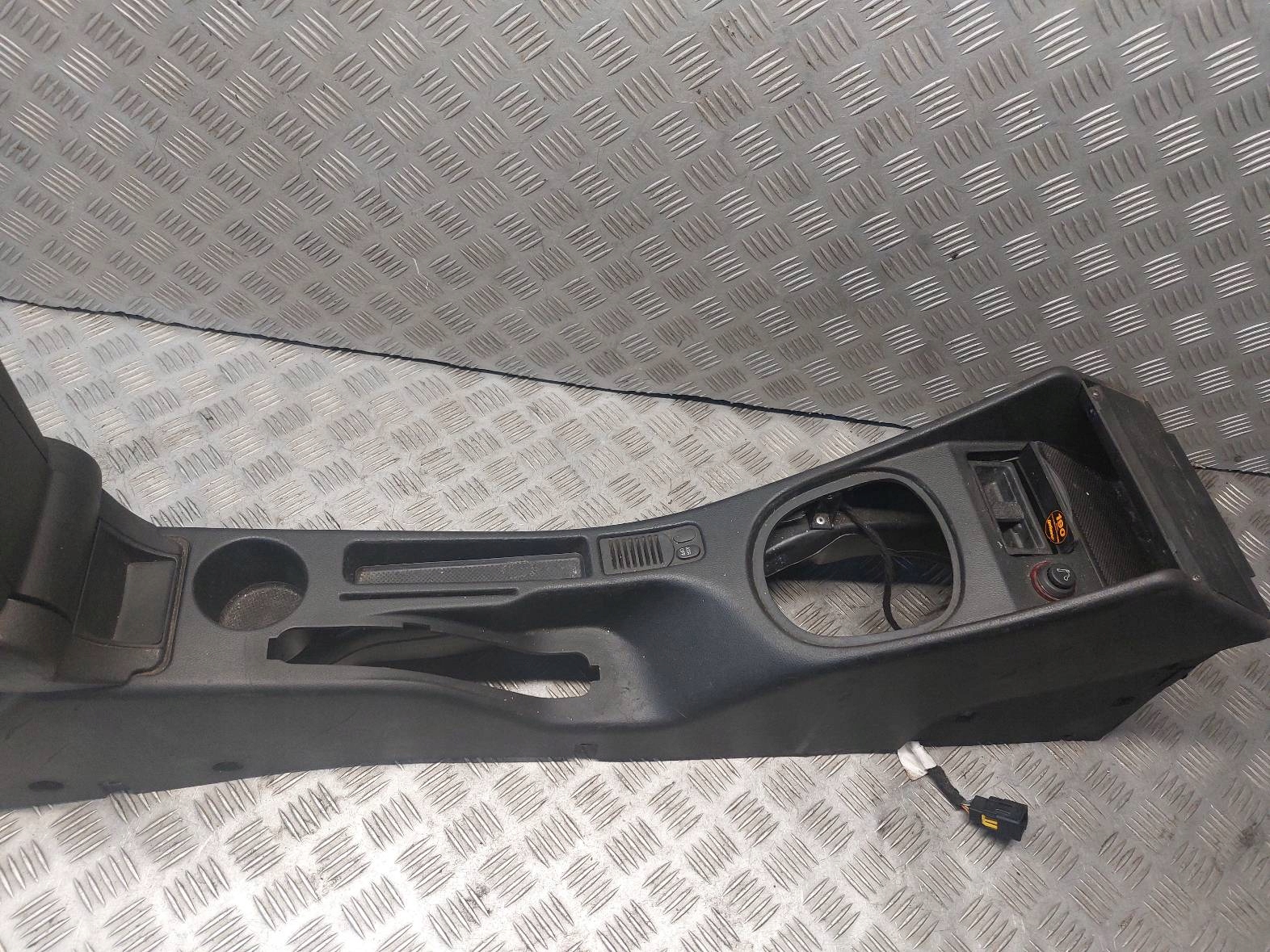 TUNEL media bracciolo ALFA ROMEO 147 e 3D