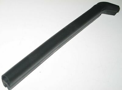 51237159608 - Ori прокладка кришки капота BMW E90 E90N E91 E91N