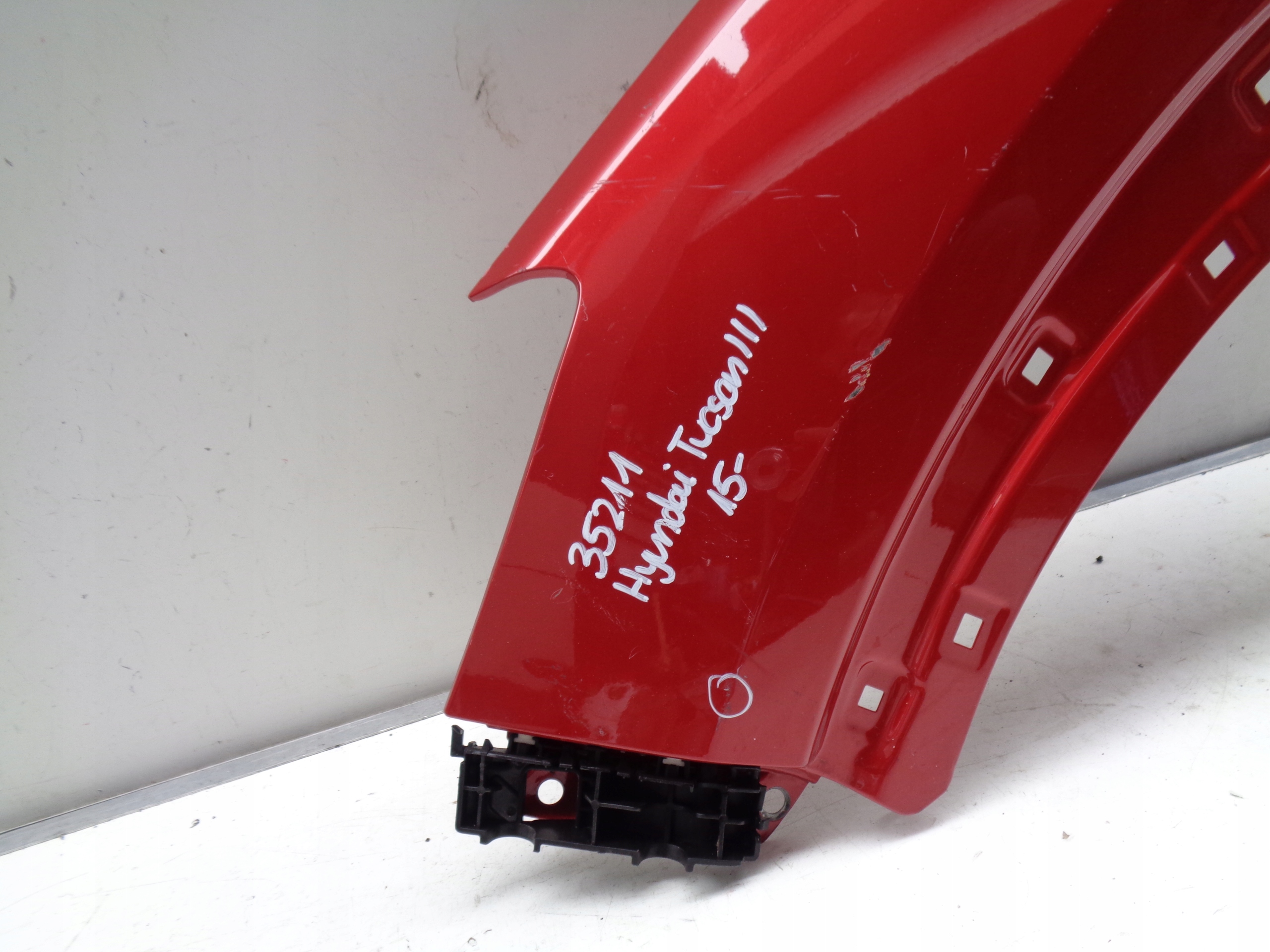fender left front HYUNDAI TUCSON III 15- 35211