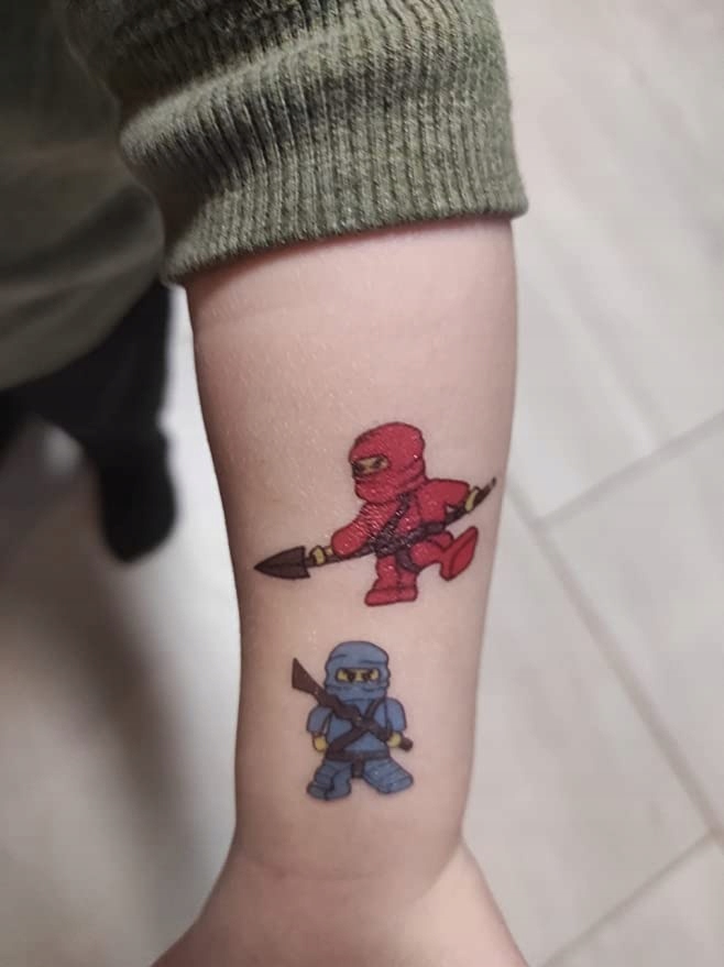 32 tatuaże Ninja zmywalne tatuaże dzieci EKO Kod producenta 5yy534r