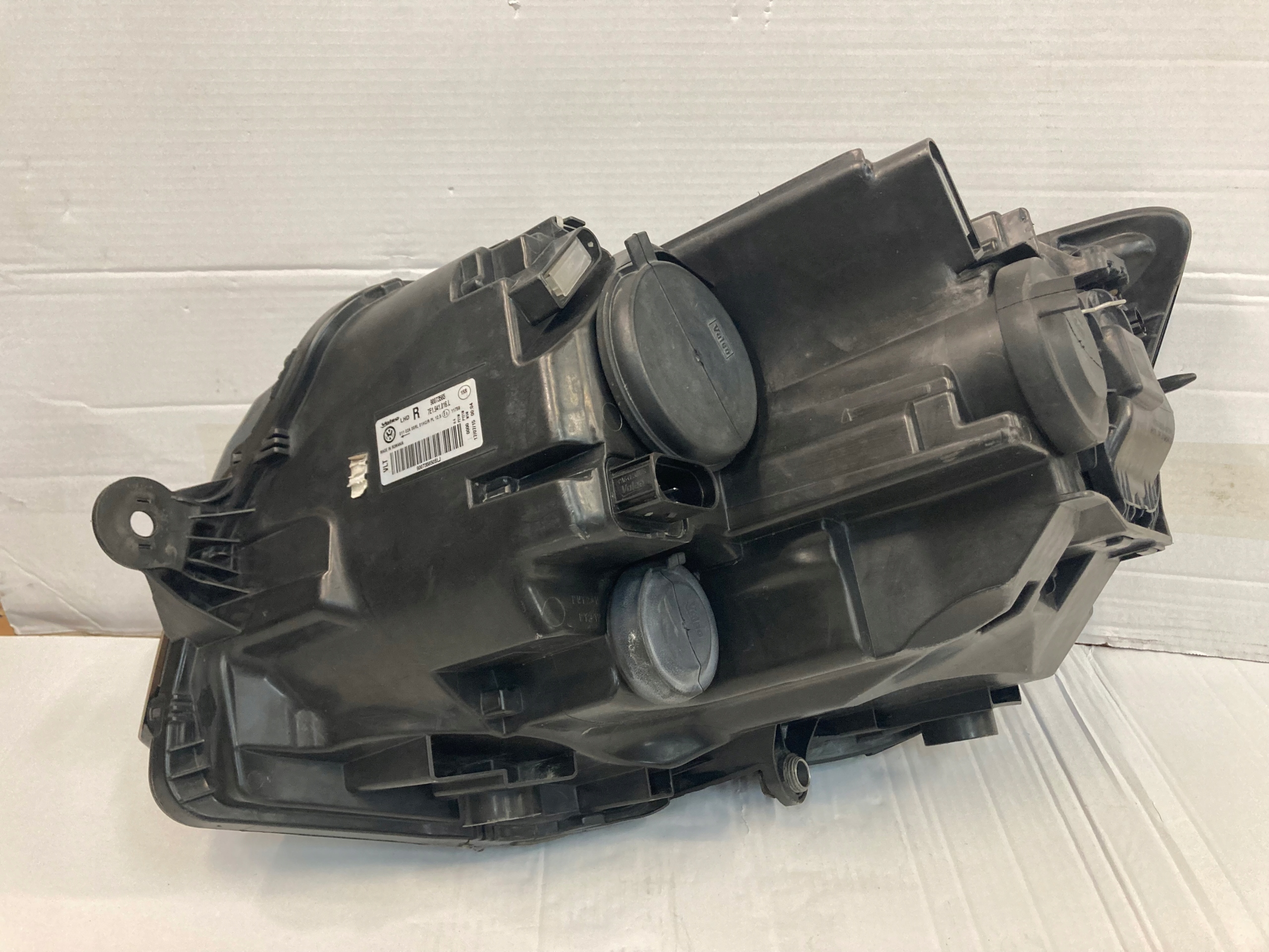 VW T6 Transporter 15- REFLEKTOR right front light right front original